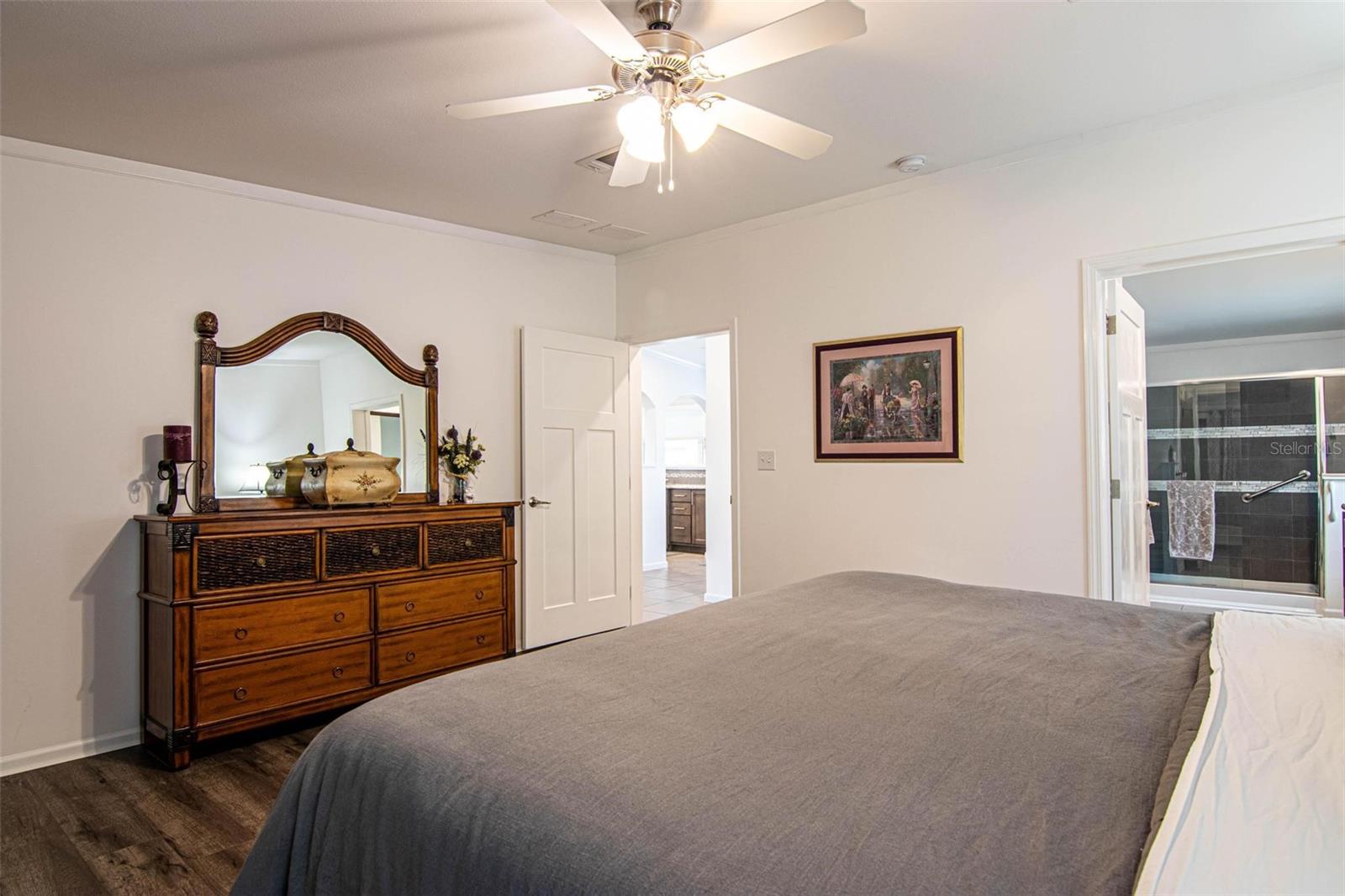 Image 19 of 54 For 417 Snead Drive