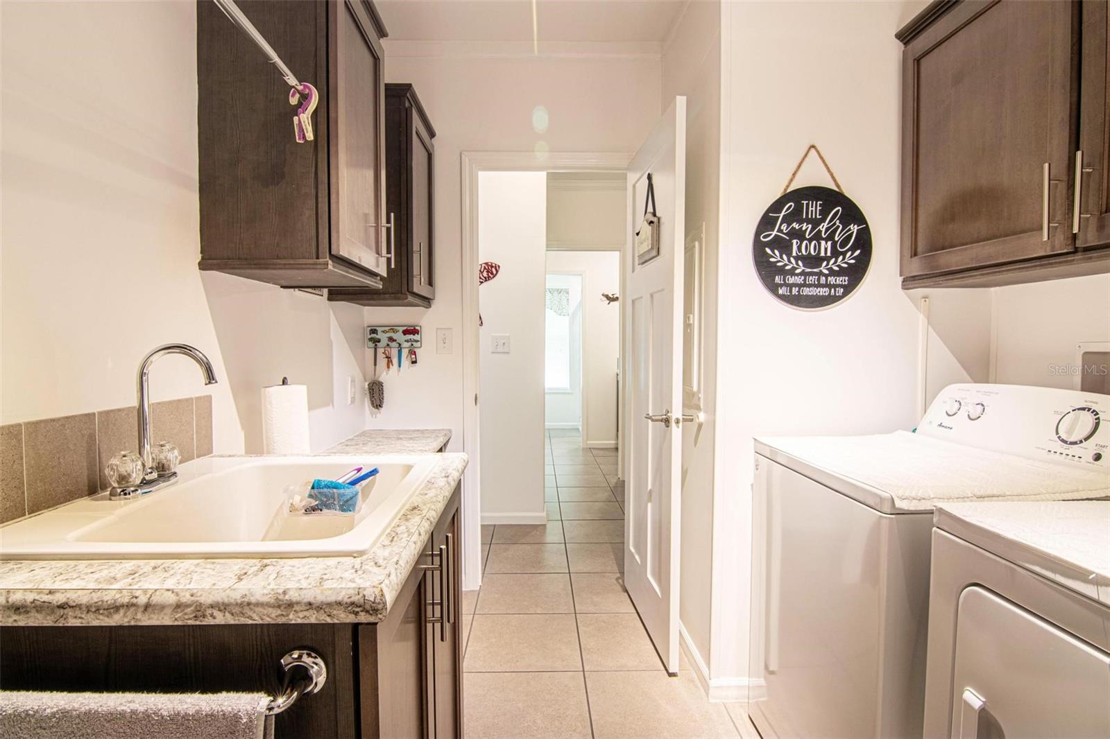 Image 28 of 54 For 417 Snead Drive