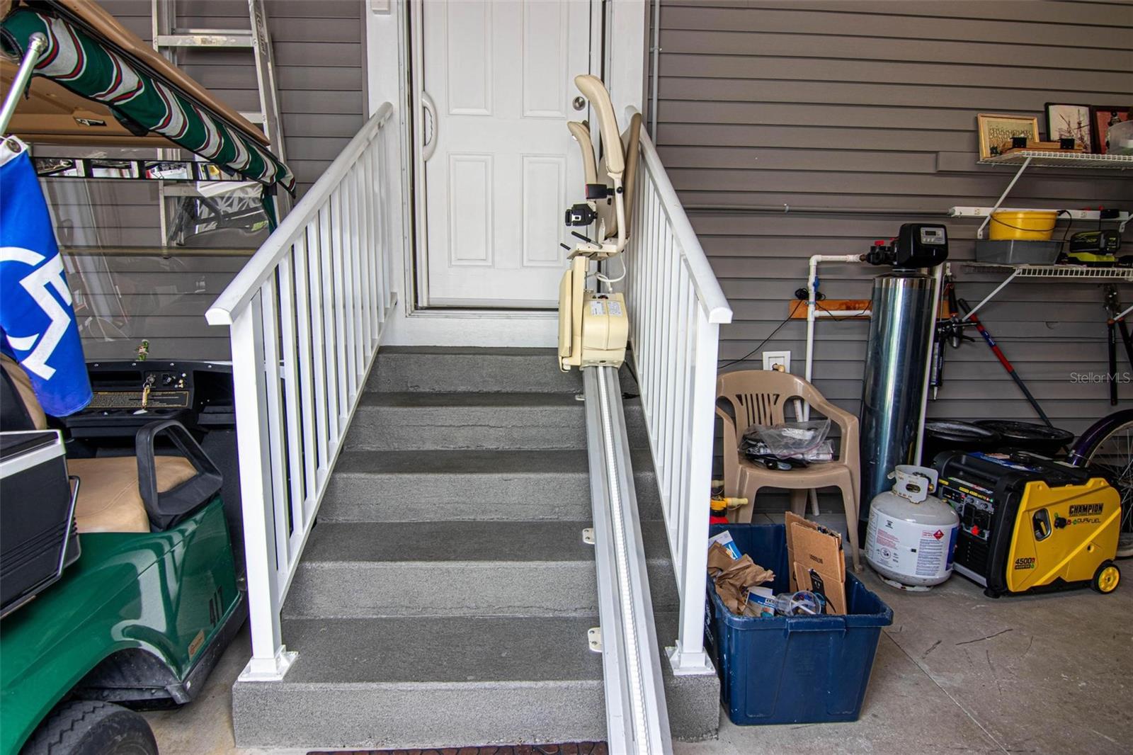 Image 38 of 54 For 417 Snead Drive