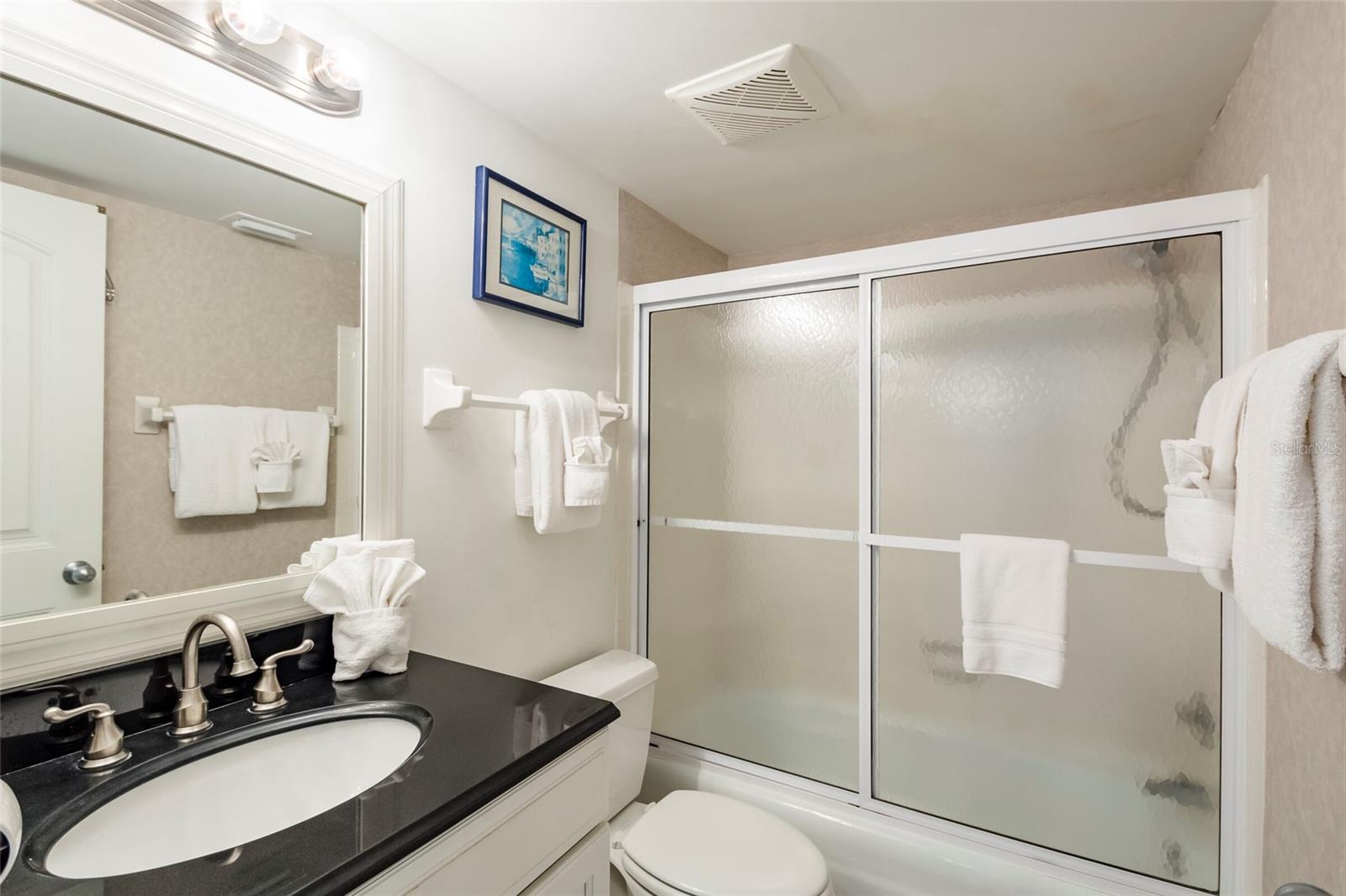 Image 22 of 46 For 5968 Midnight Pass Road 158