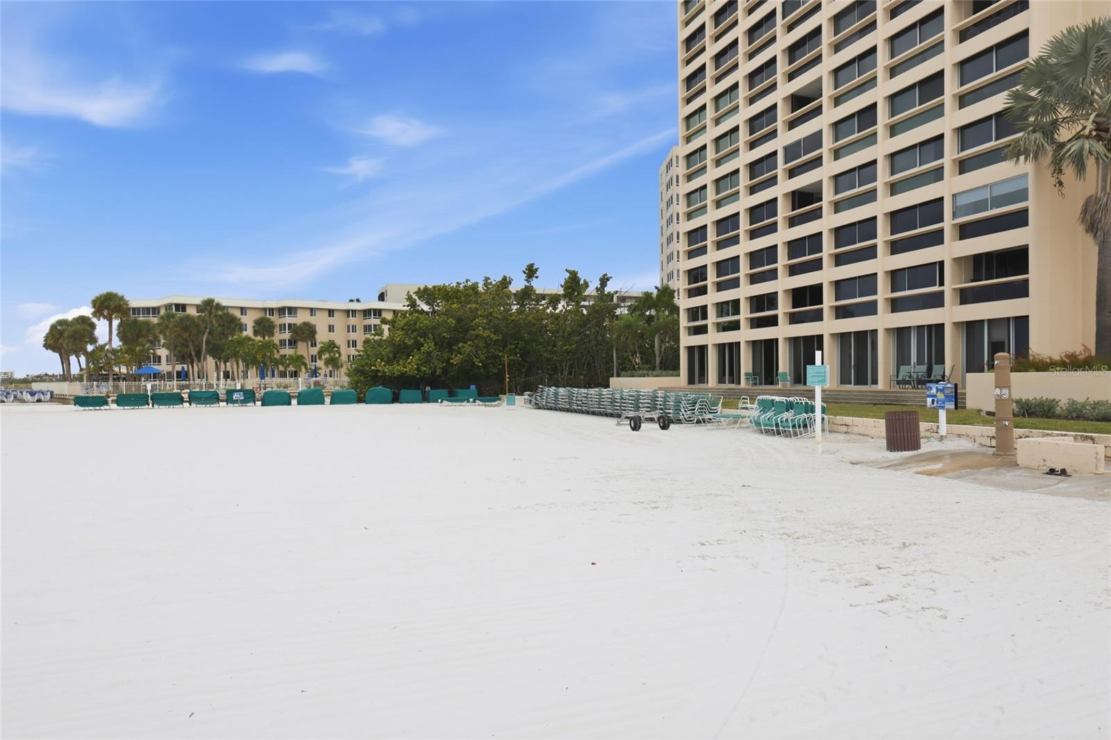 Image 26 of 46 For 5968 Midnight Pass Road 158