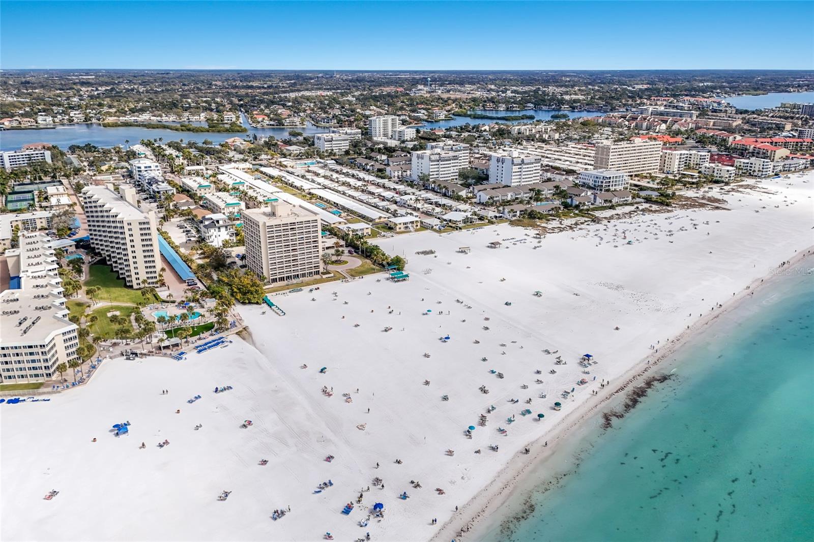 Image 4 of 46 For 5968 Midnight Pass Road 158