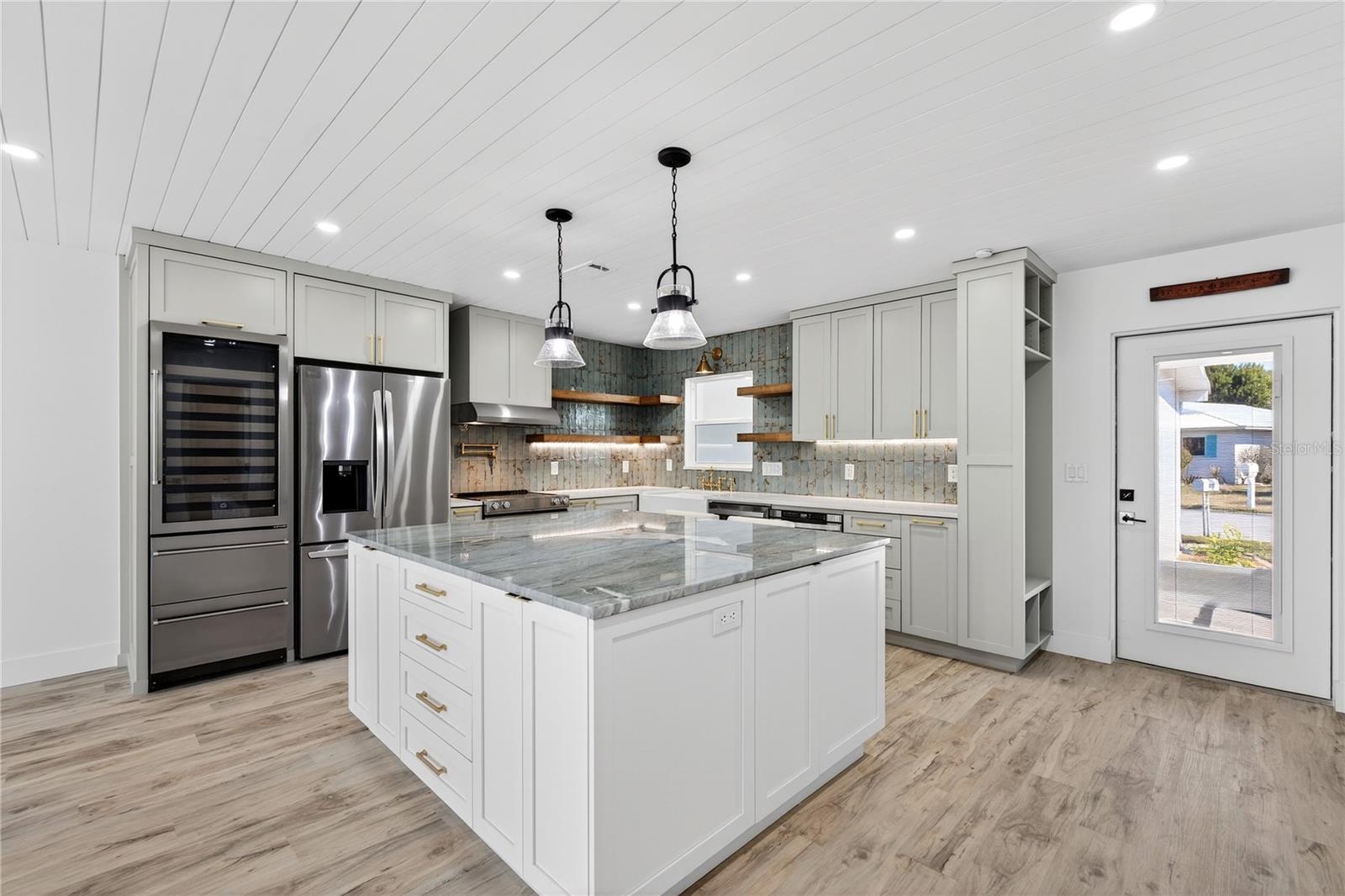 Image 15 of 58 For 620 Fair Winds Drive 620