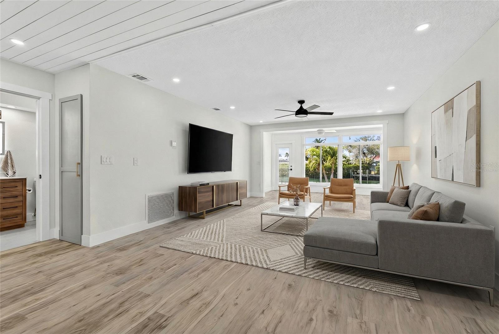 Image 17 of 58 For 620 Fair Winds Drive 620