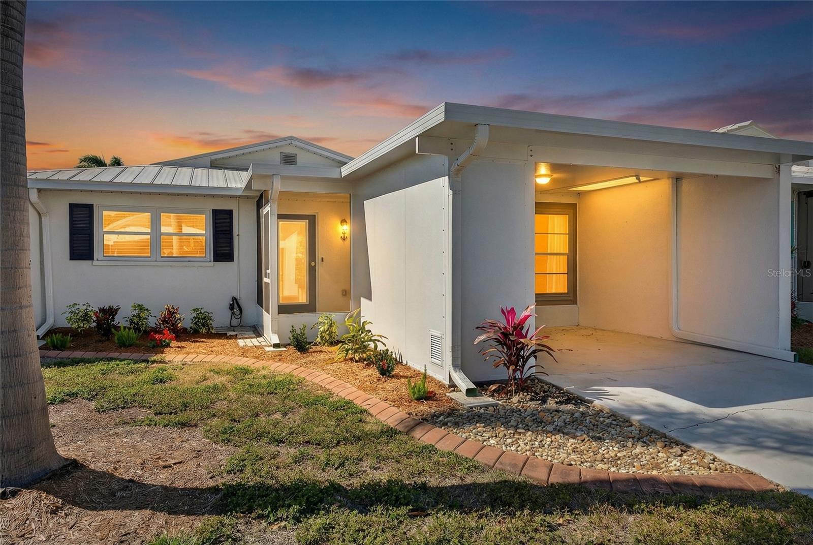 Image 2 of 58 For 620 Fair Winds Drive 620