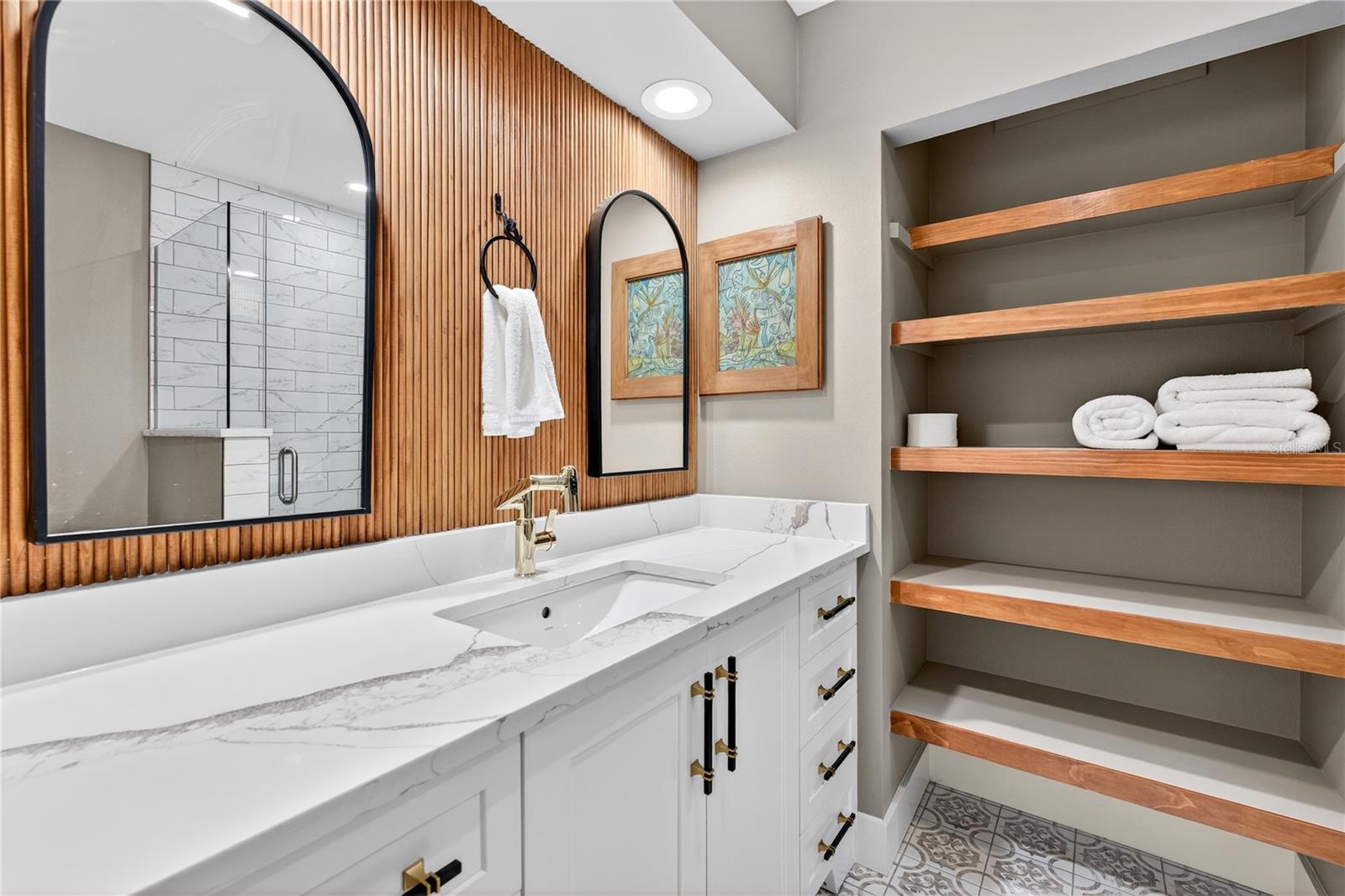 Image 28 of 58 For 620 Fair Winds Drive 620