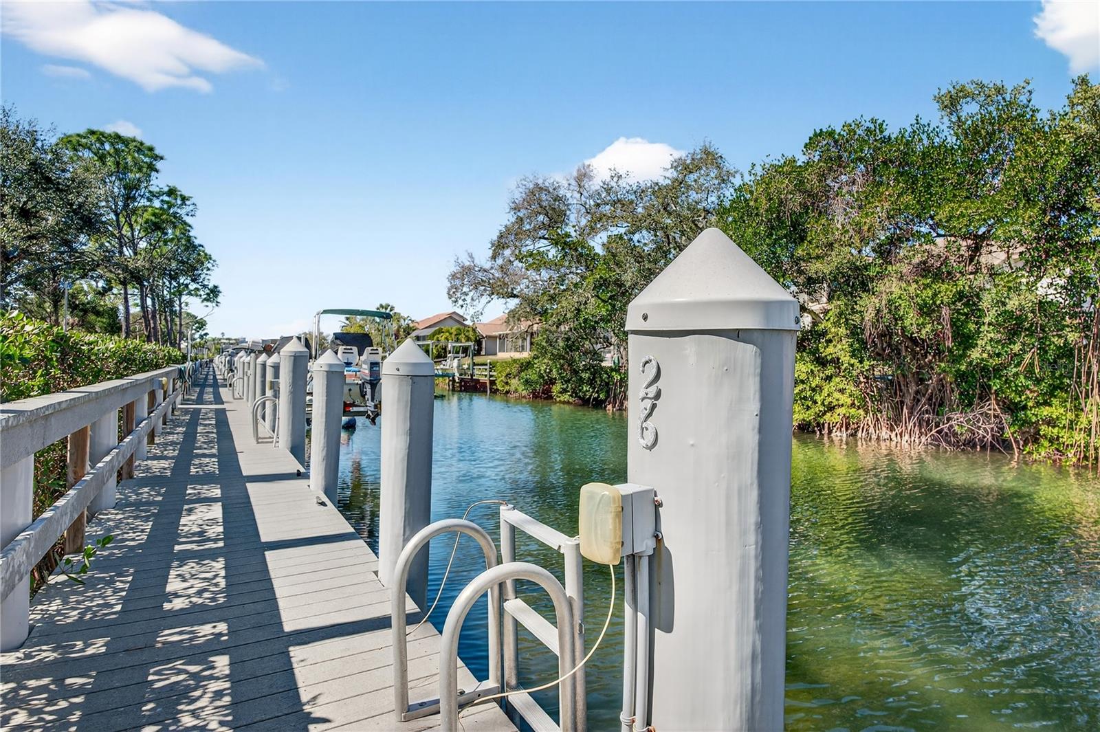 Image 40 of 58 For 620 Fair Winds Drive 620