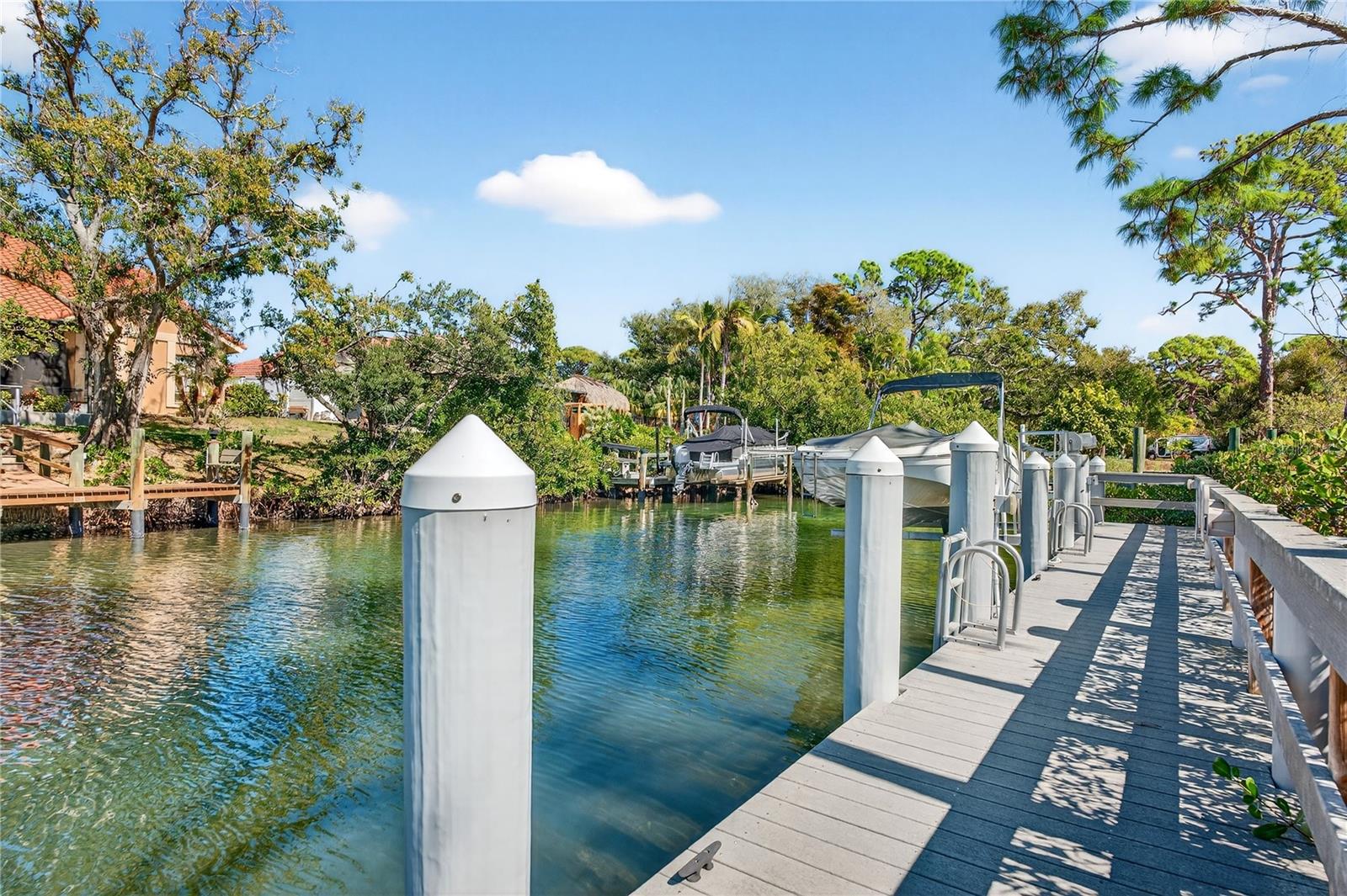 Image 42 of 58 For 620 Fair Winds Drive 620