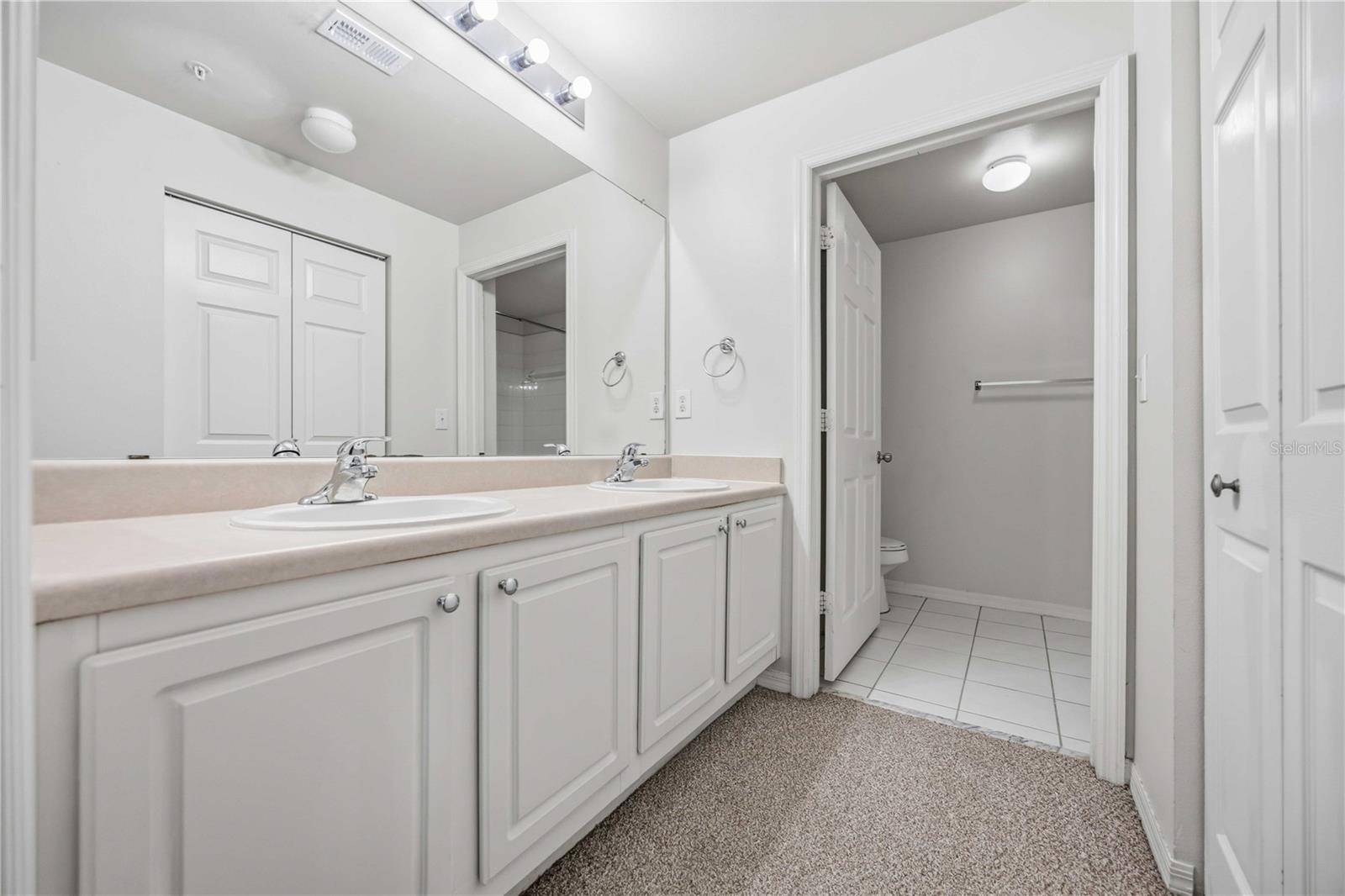 Image 17 of 31 For 5721 Bentgrass Drive 20-104