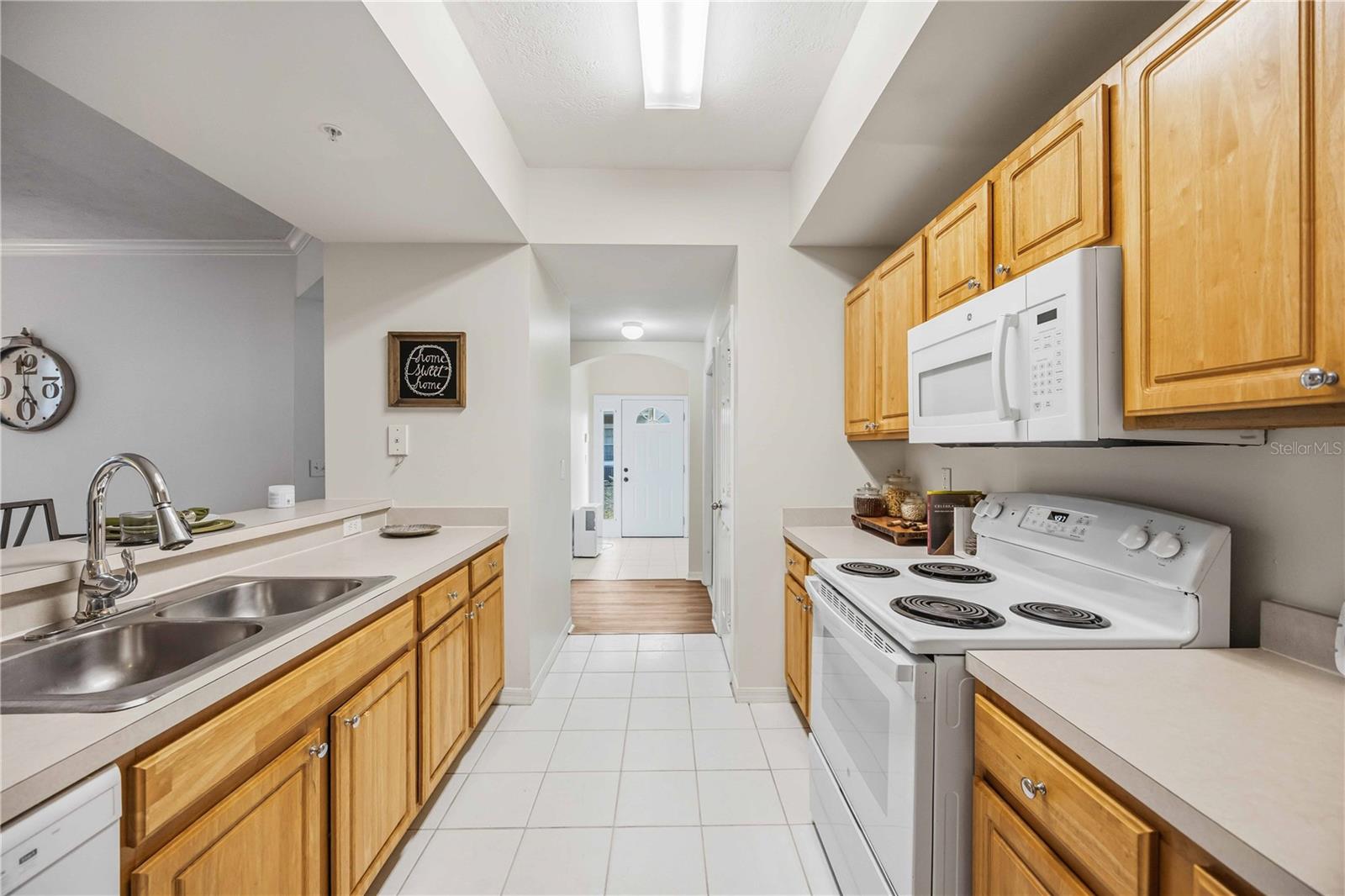 Image 6 of 31 For 5721 Bentgrass Drive 20-104