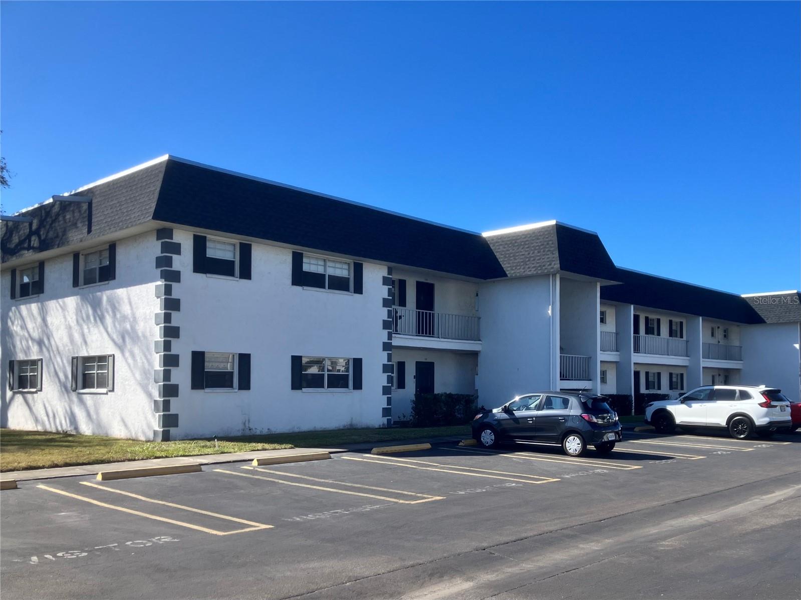 Image 2 of 29 For 202 47th Avenue Drive W 332