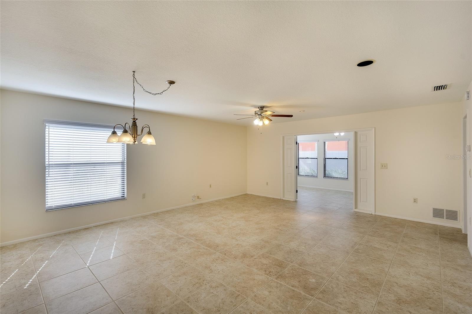 Image 7 of 29 For 361 Oak Hill Drive 3