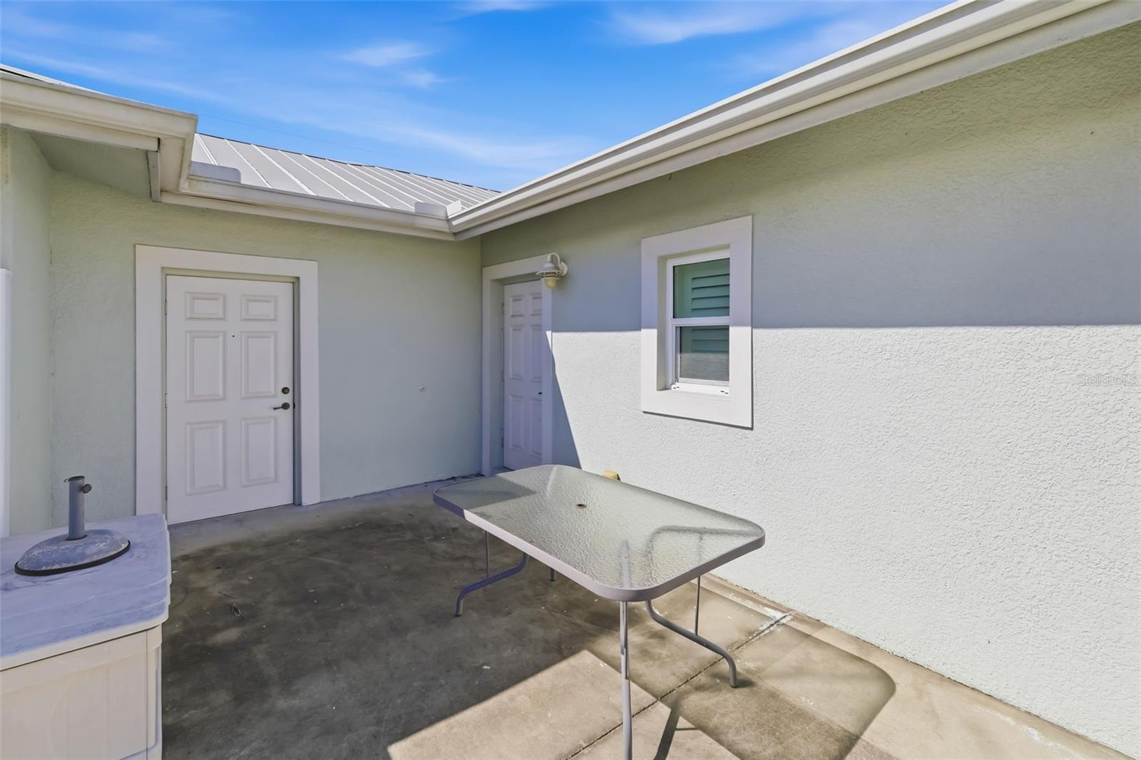 Image 27 of 76 For 1983 Forked Creek Drive