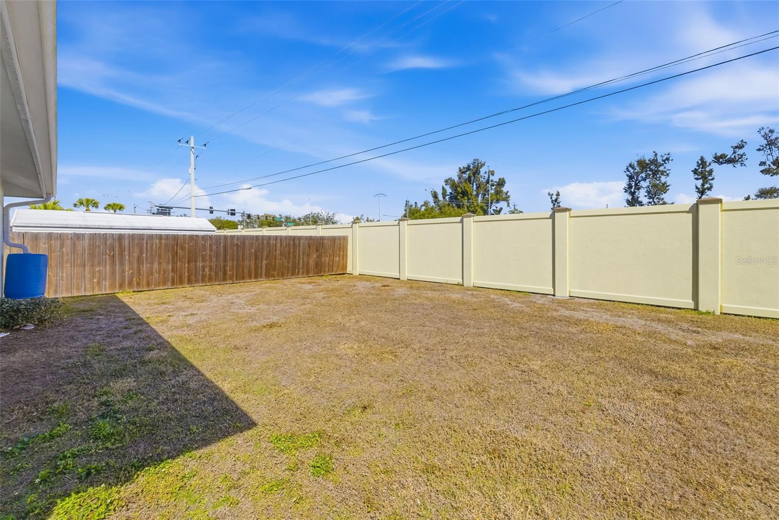 Image 33 of 76 For 1983 Forked Creek Drive