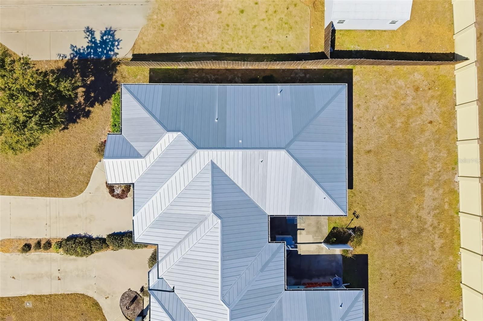 Image 42 of 76 For 1983 Forked Creek Drive