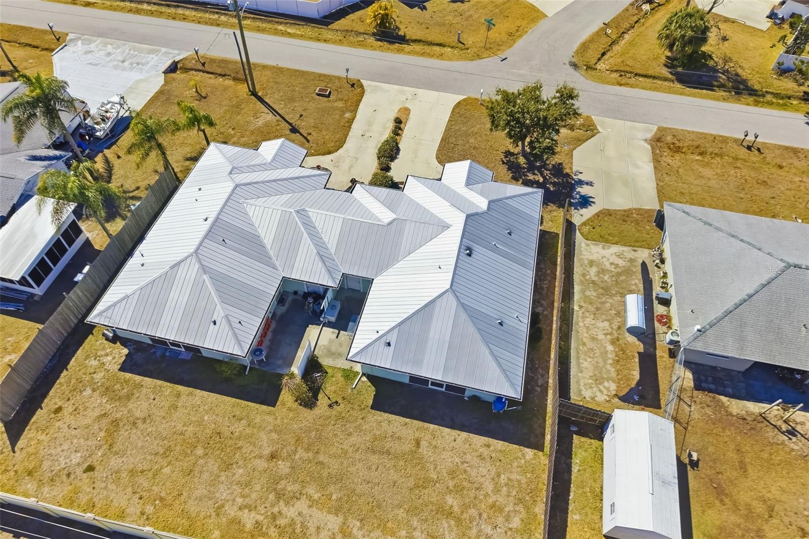 Image 44 of 76 For 1983 Forked Creek Drive