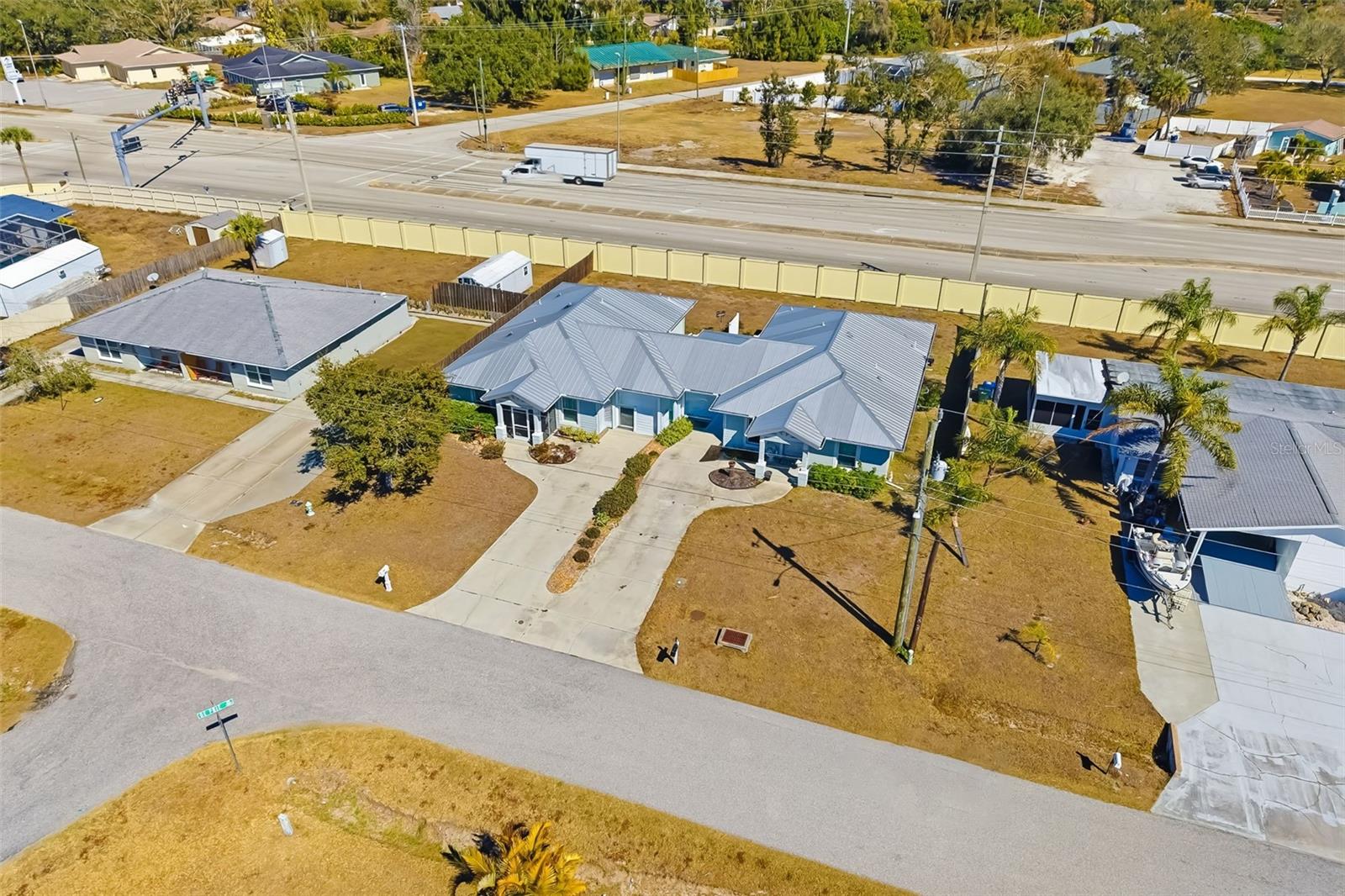 Image 48 of 76 For 1983 Forked Creek Drive