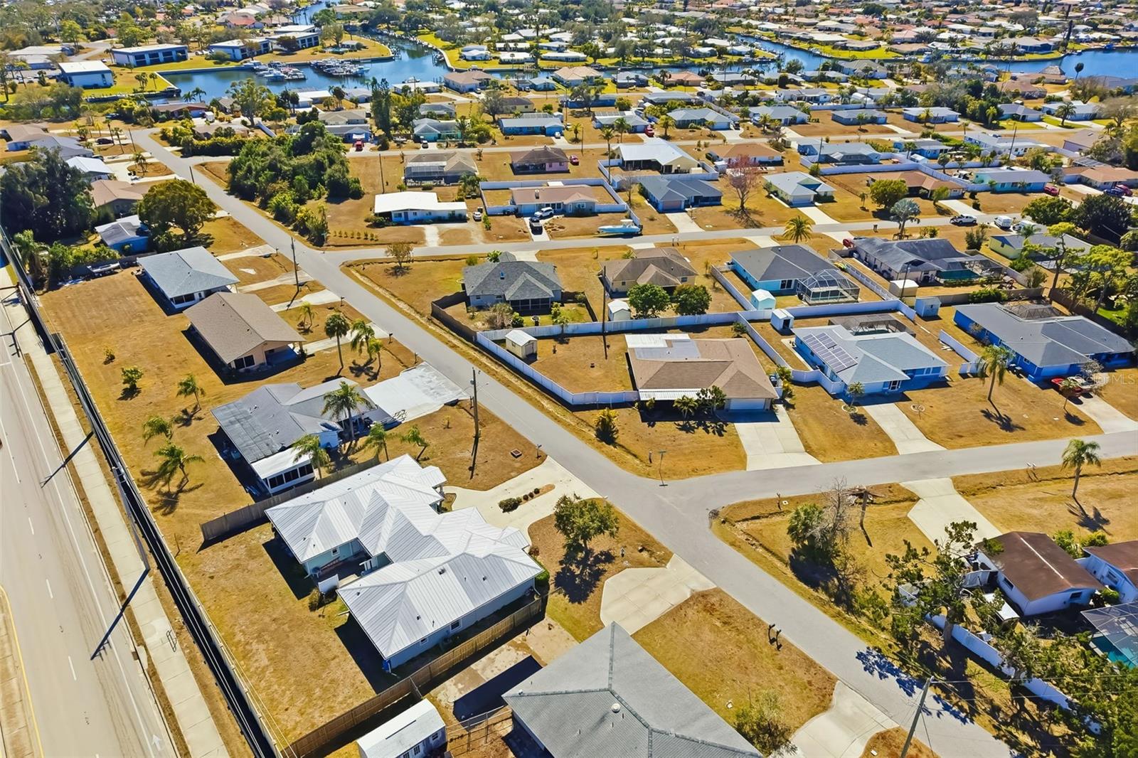 Image 53 of 76 For 1983 Forked Creek Drive