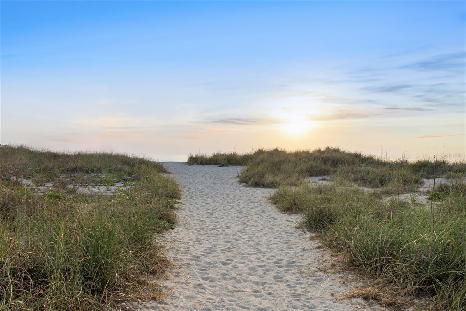 Image 57 of 76 For 1983 Forked Creek Drive