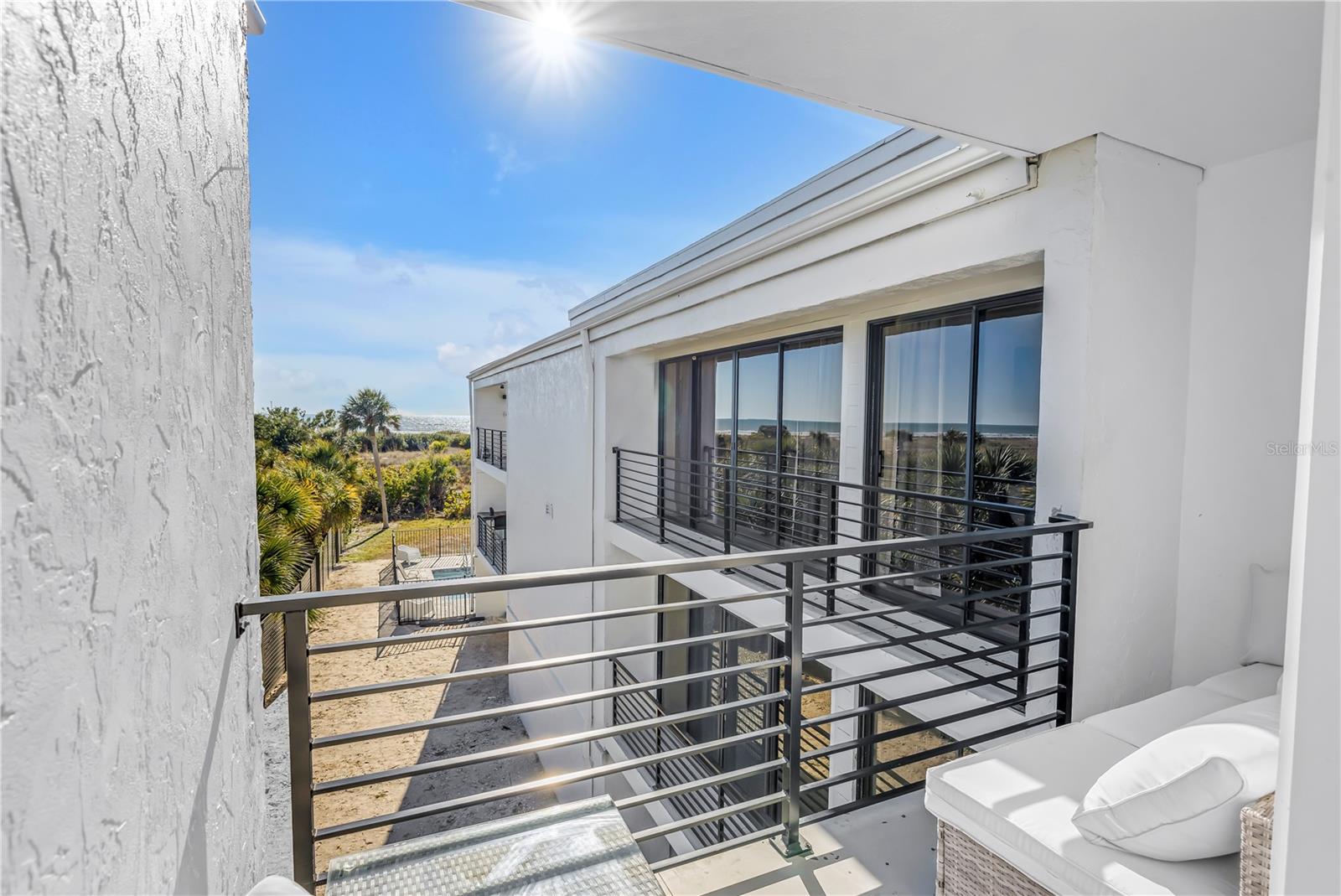 Image 34 of 64 For 450 Beach Road 4