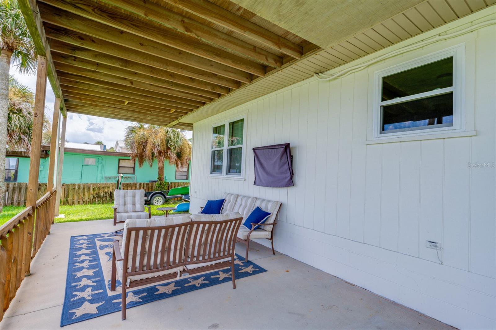 Image 24 of 26 For 1633 Riverside Drive