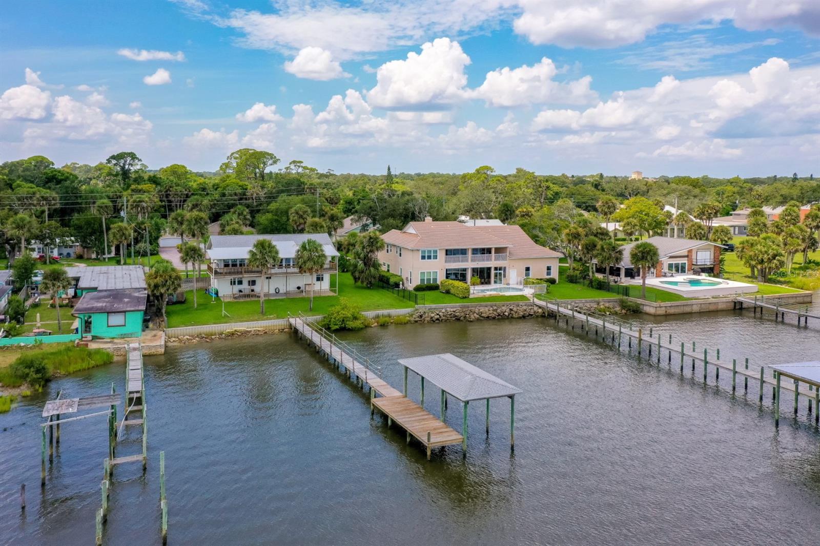 Image 4 of 26 For 1633 Riverside Drive