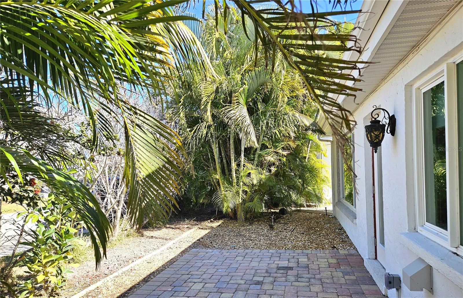 Image 20 of 28 For 805 Spanish Drive N