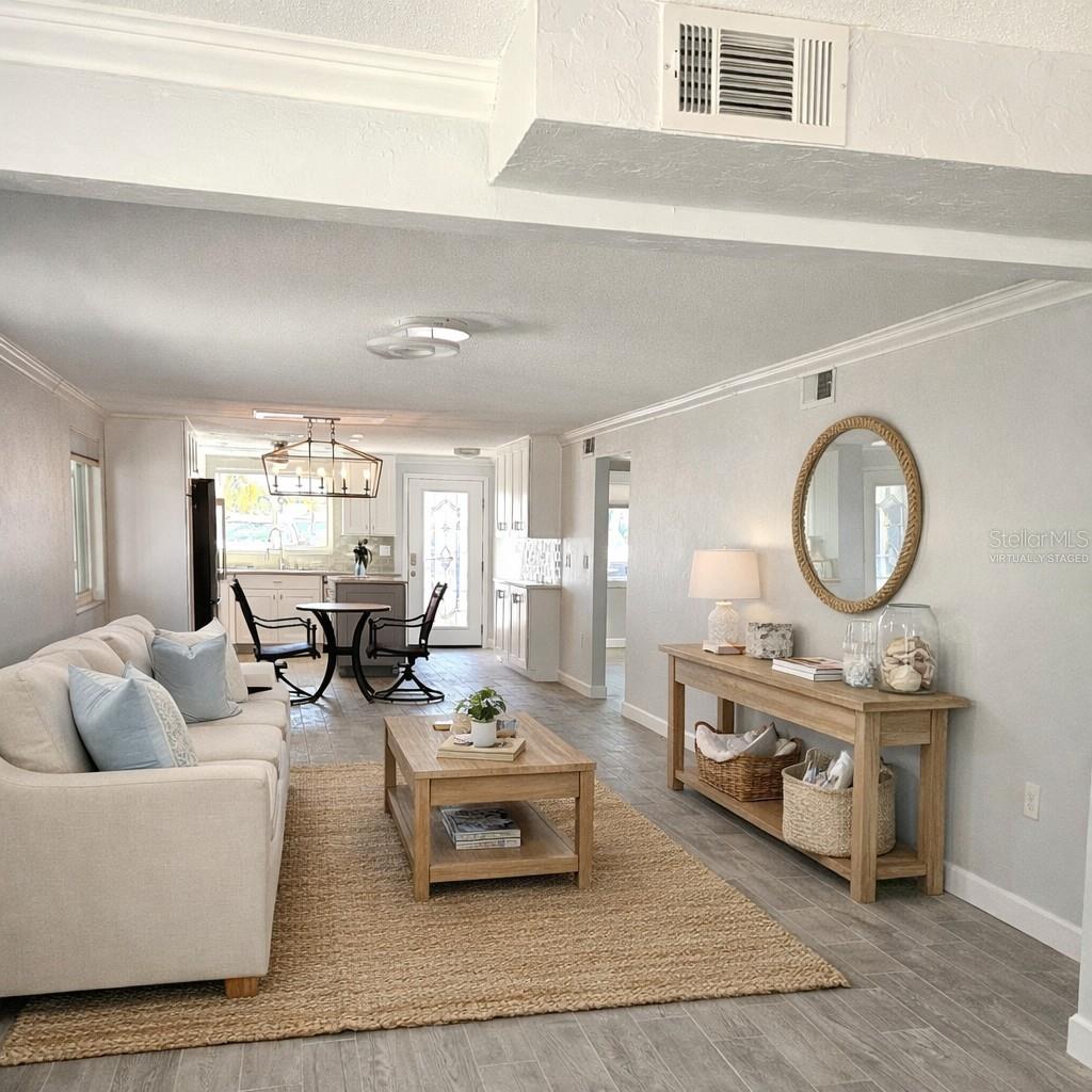 Image 7 of 28 For 805 Spanish Drive N