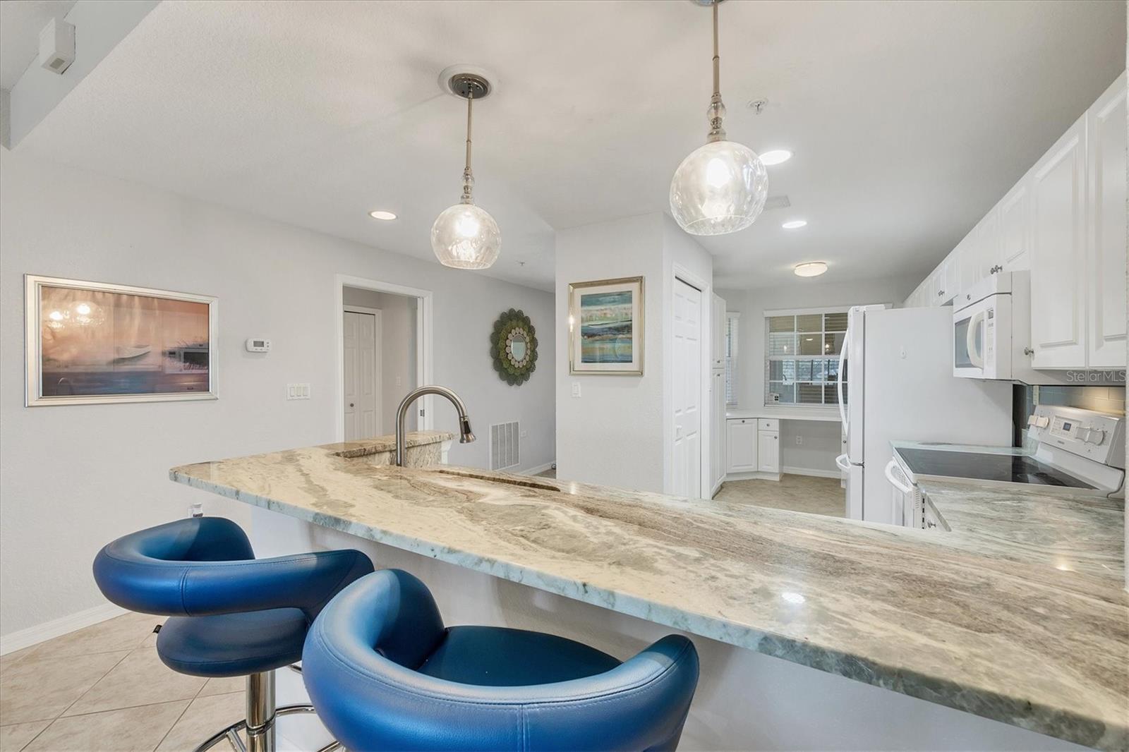 Image 17 of 50 For 6342 Grand Oak Circle 204