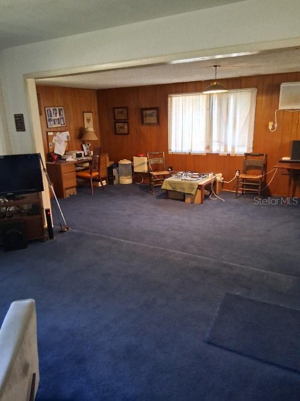 Image 3 of 6 For 2204 Shawnee Street