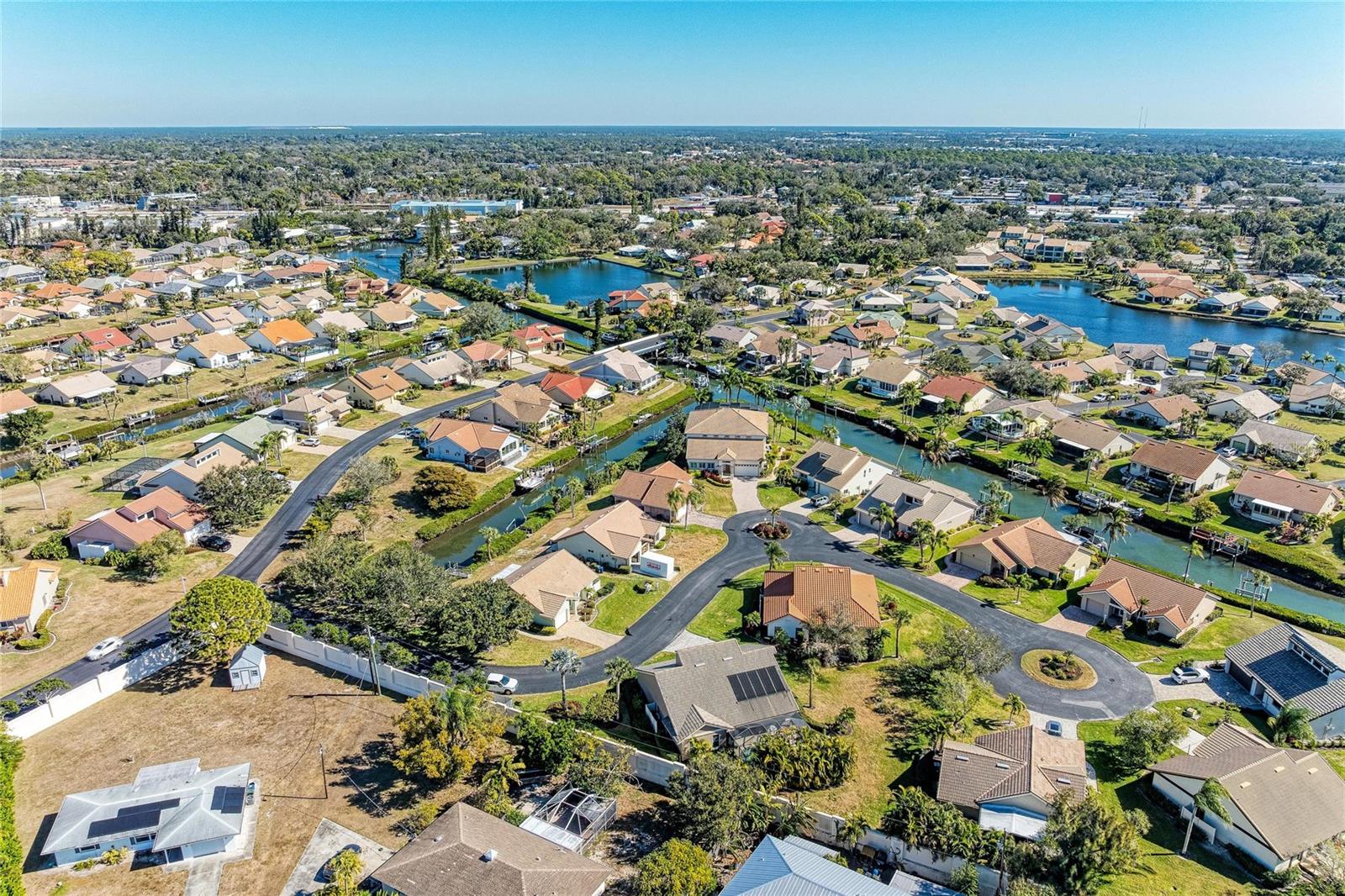 Image 10 of 32 For 185 Inlets Boulevard 185