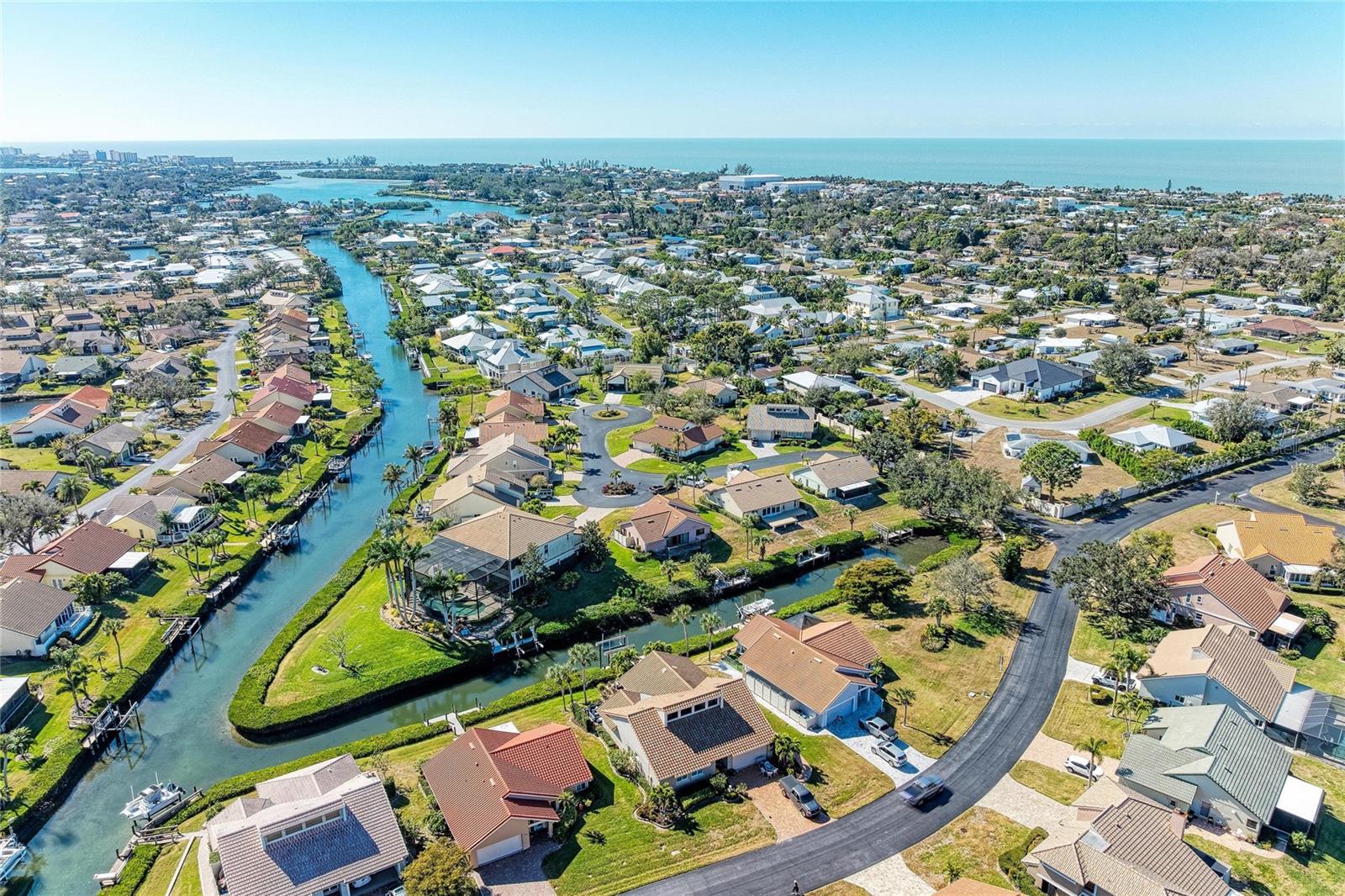 Image 20 of 32 For 185 Inlets Boulevard 185