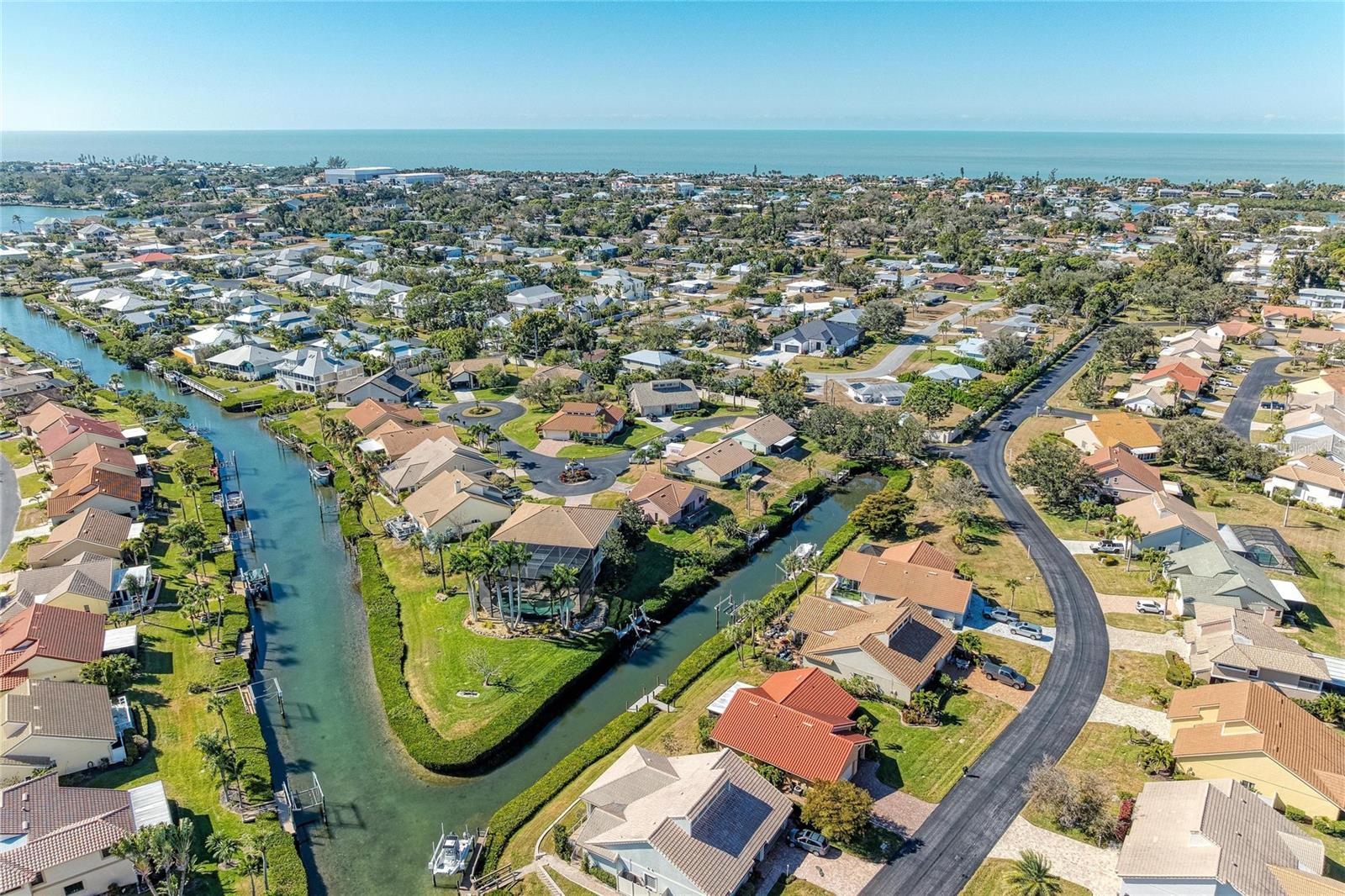 Image 21 of 32 For 185 Inlets Boulevard 185