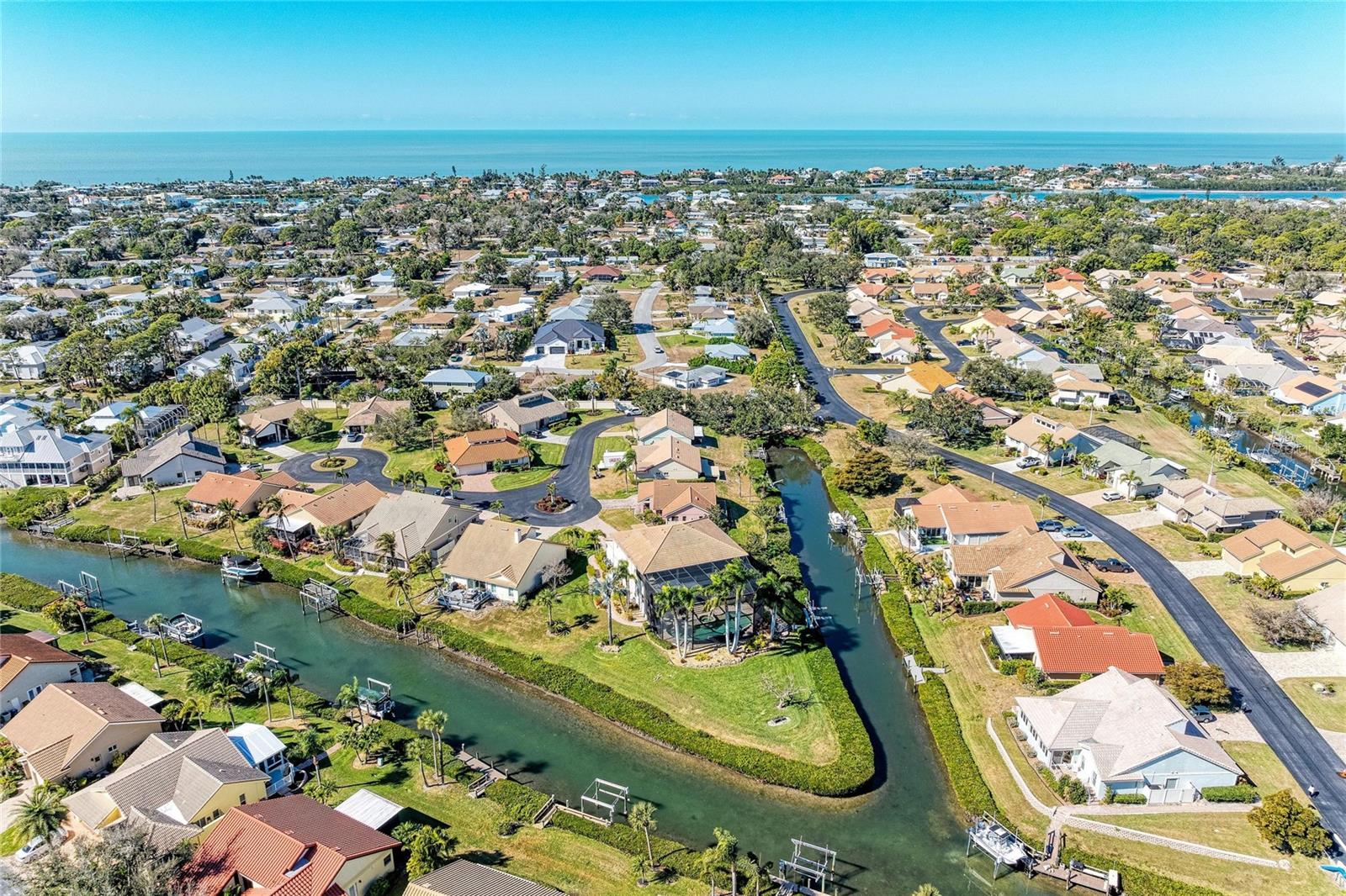 Image 22 of 32 For 185 Inlets Boulevard 185