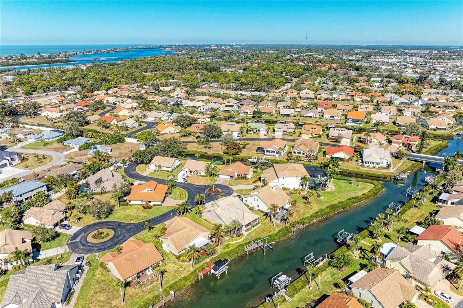 Image 25 of 32 For 185 Inlets Boulevard 185