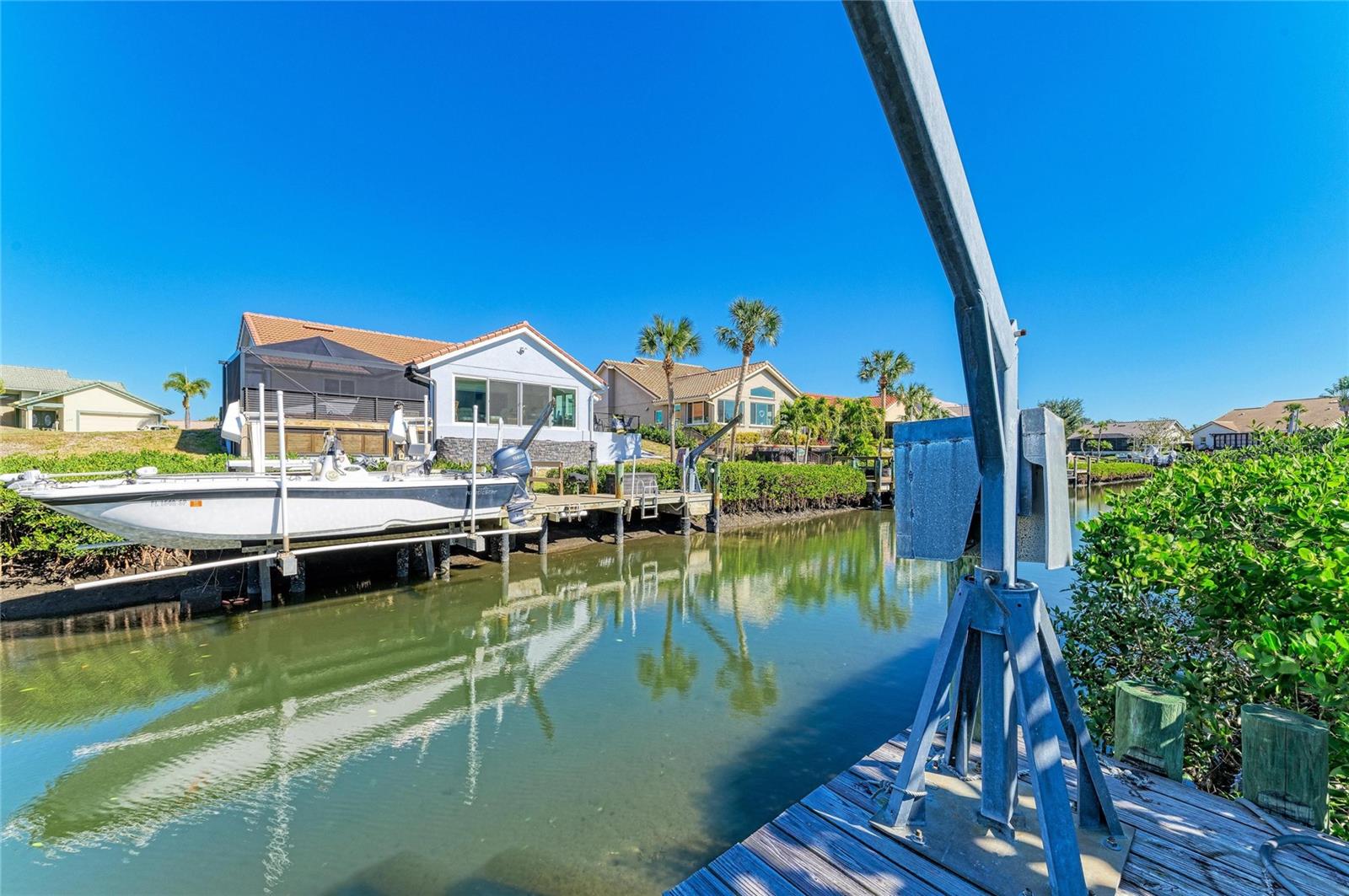 Image 6 of 32 For 185 Inlets Boulevard 185