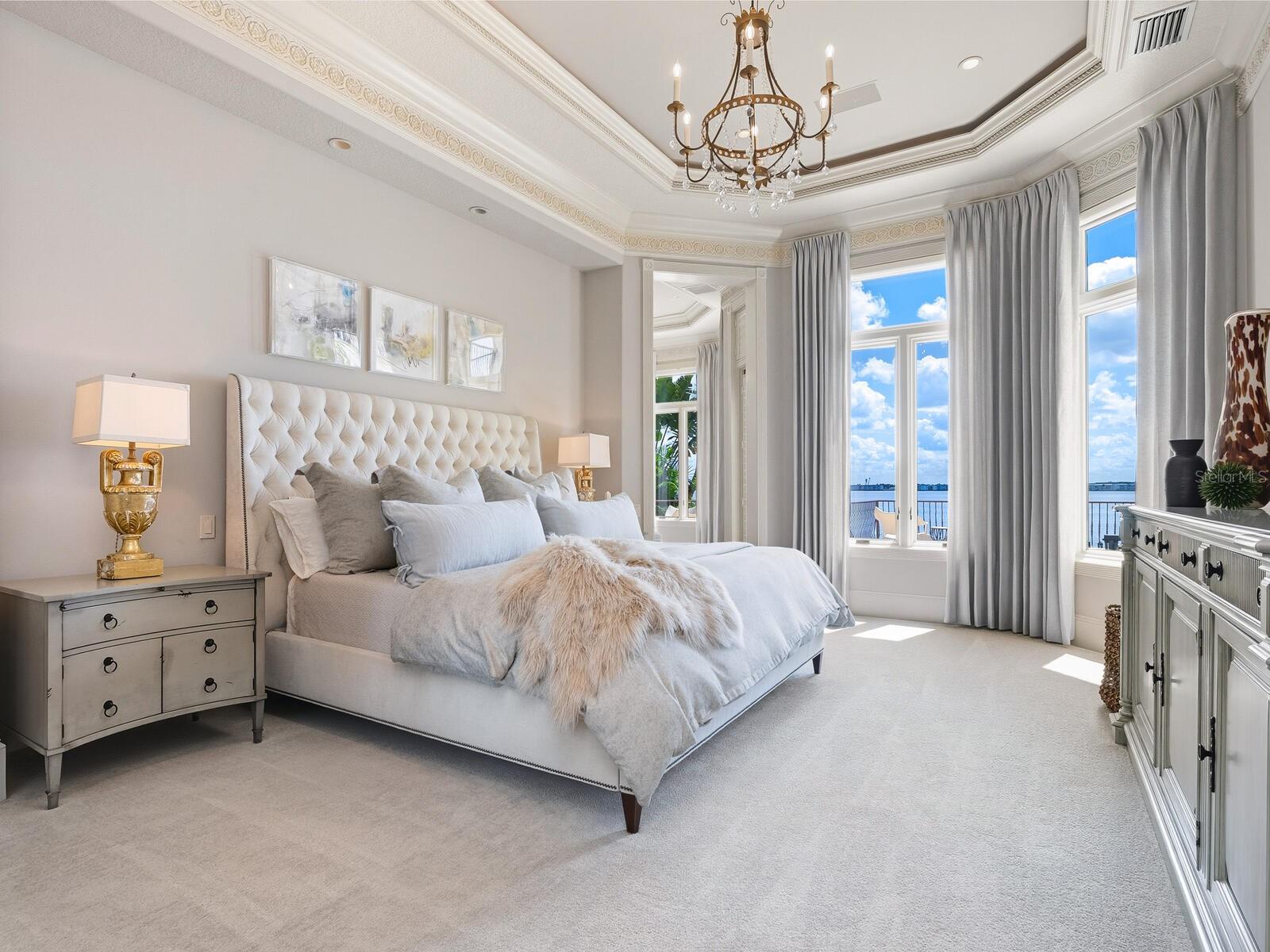 Image 18 of 99 For 1436 John Ringling Parkway