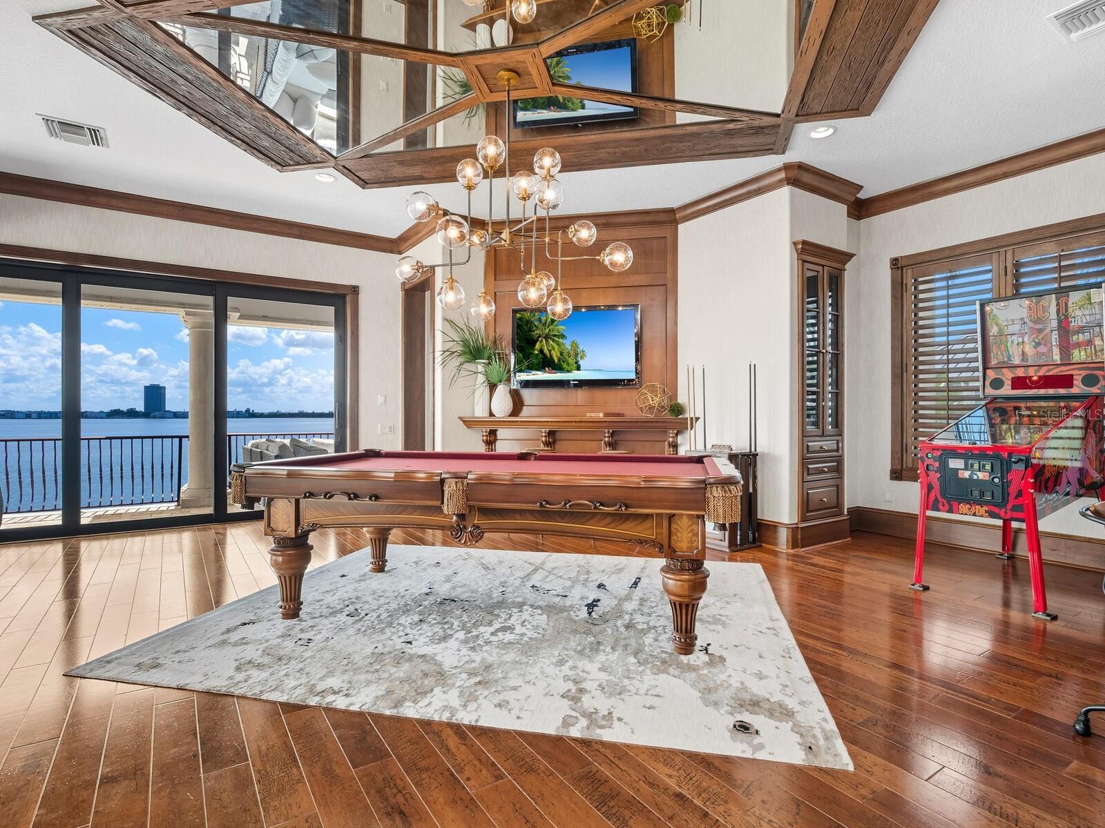 Image 27 of 99 For 1436 John Ringling Parkway