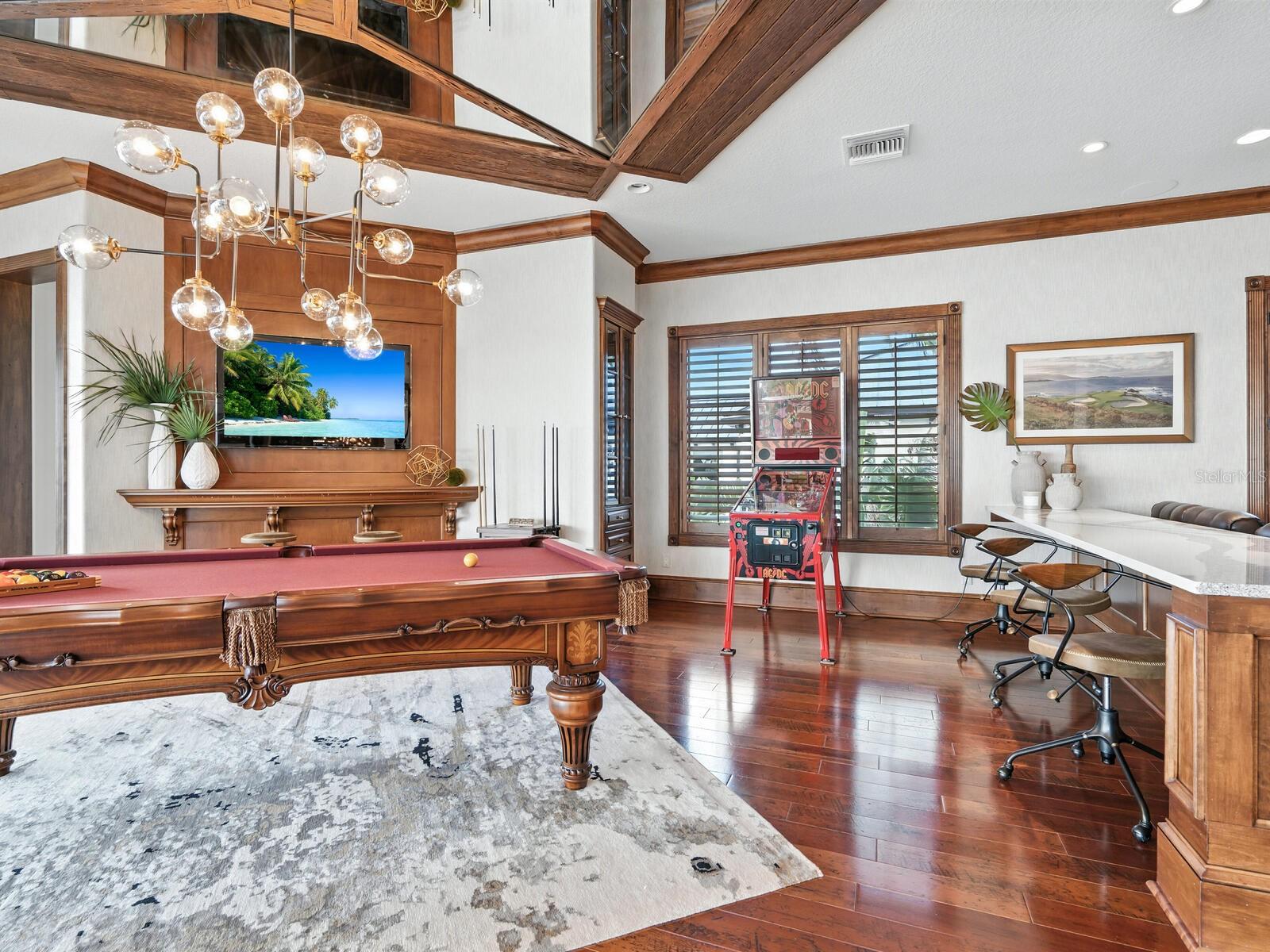 Image 28 of 99 For 1436 John Ringling Parkway