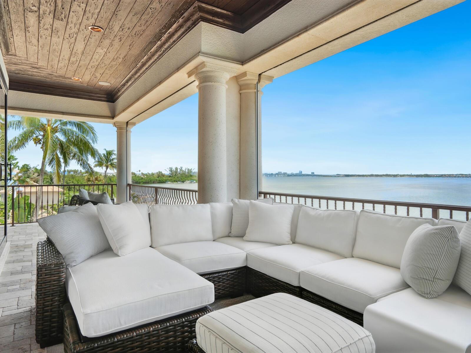 Image 37 of 99 For 1436 John Ringling Parkway