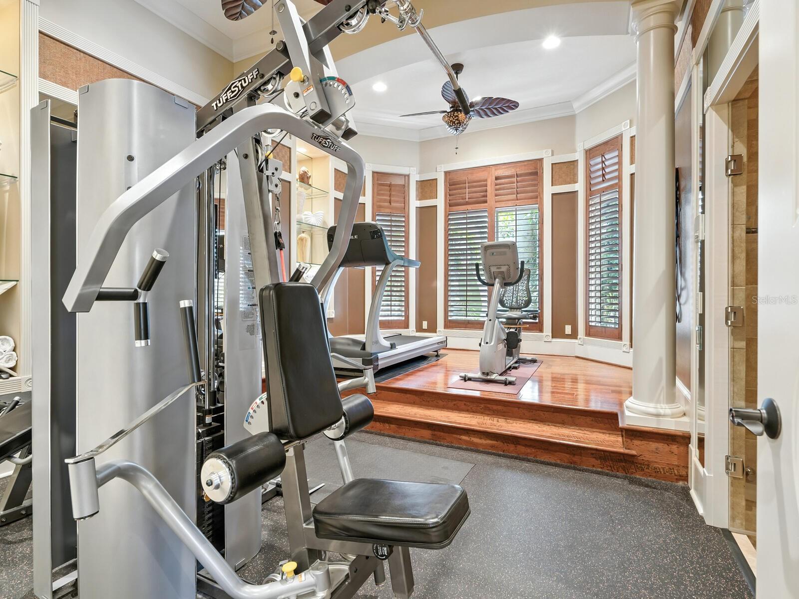 Image 49 of 99 For 1436 John Ringling Parkway