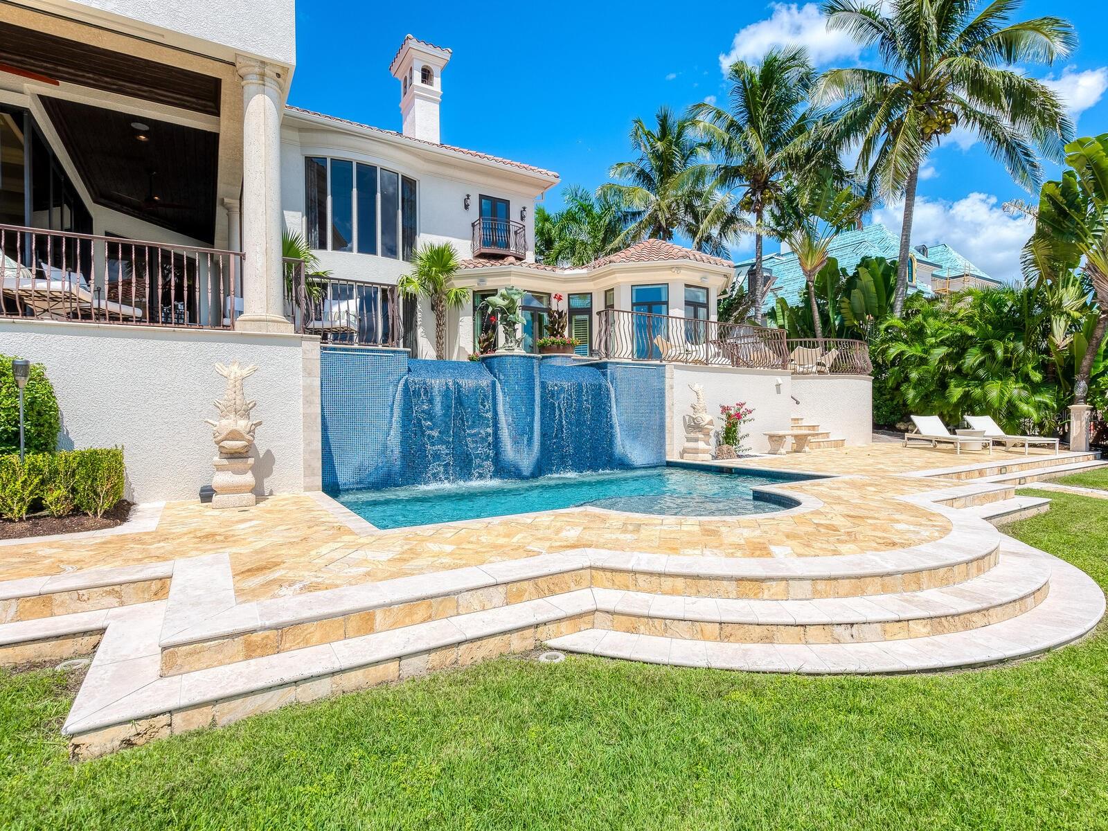 Image 63 of 99 For 1436 John Ringling Parkway