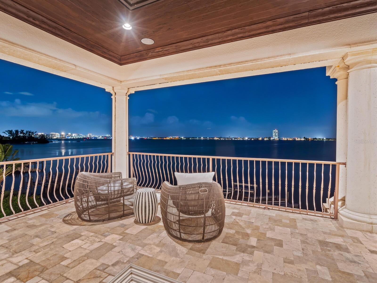 Image 88 of 99 For 1436 John Ringling Parkway