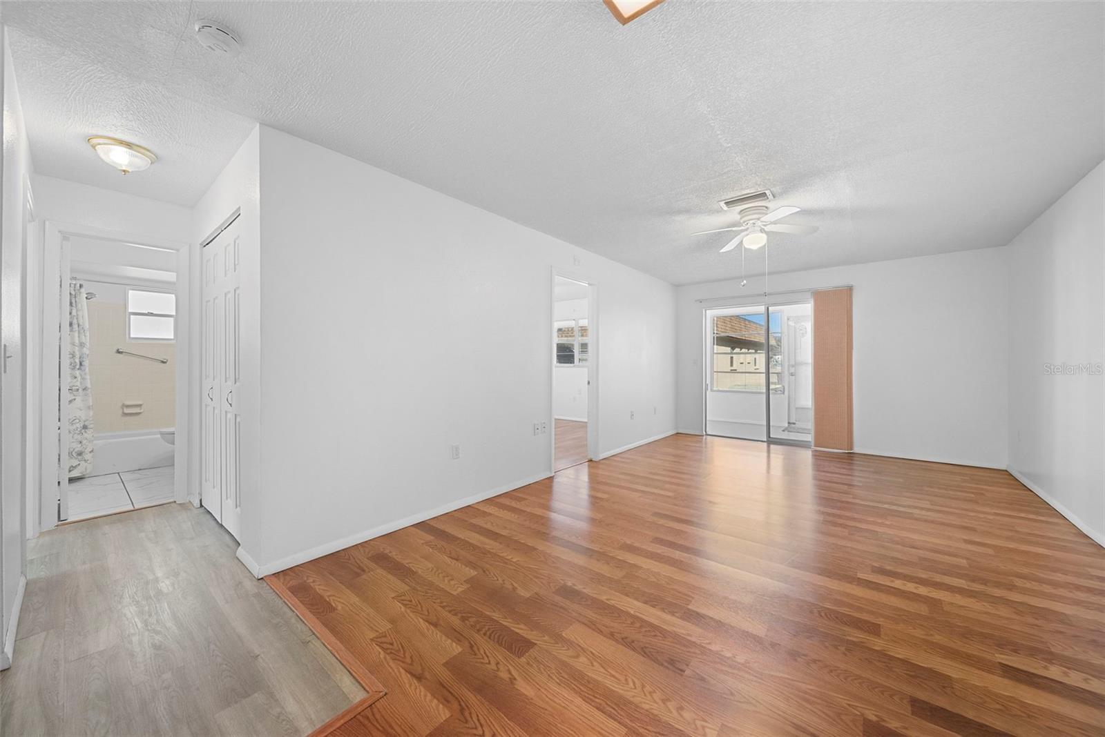 Image 11 of 35 For 4604 Park Acres Drive 96