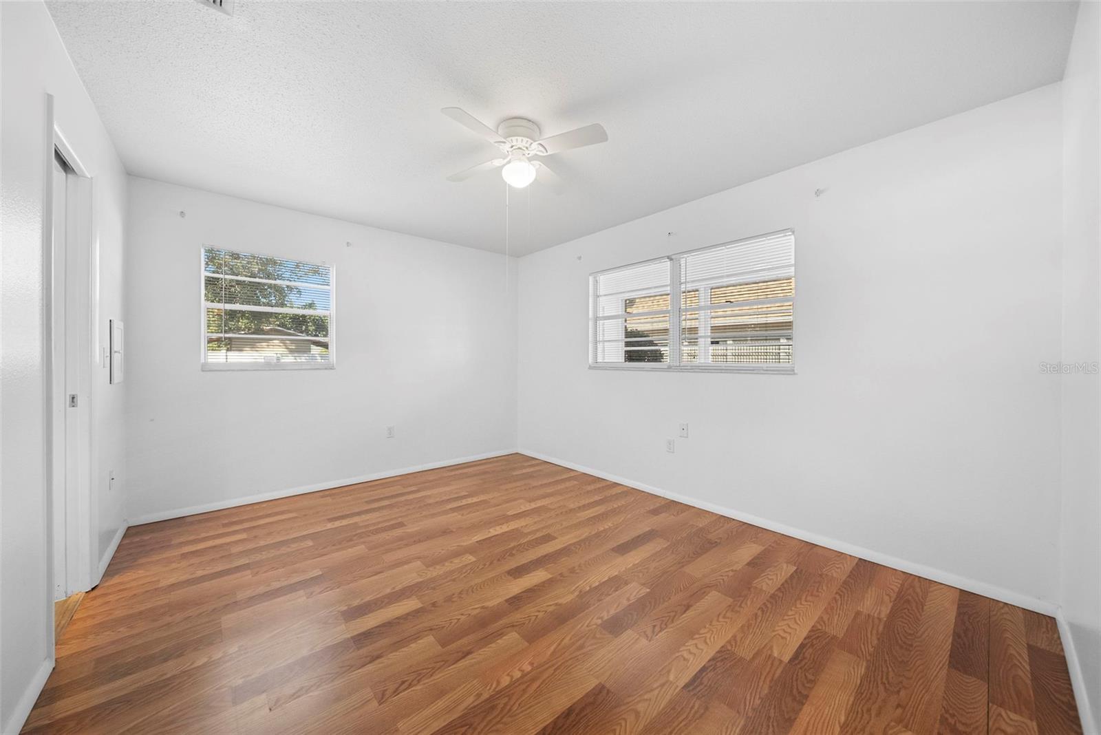 Image 17 of 35 For 4604 Park Acres Drive 96