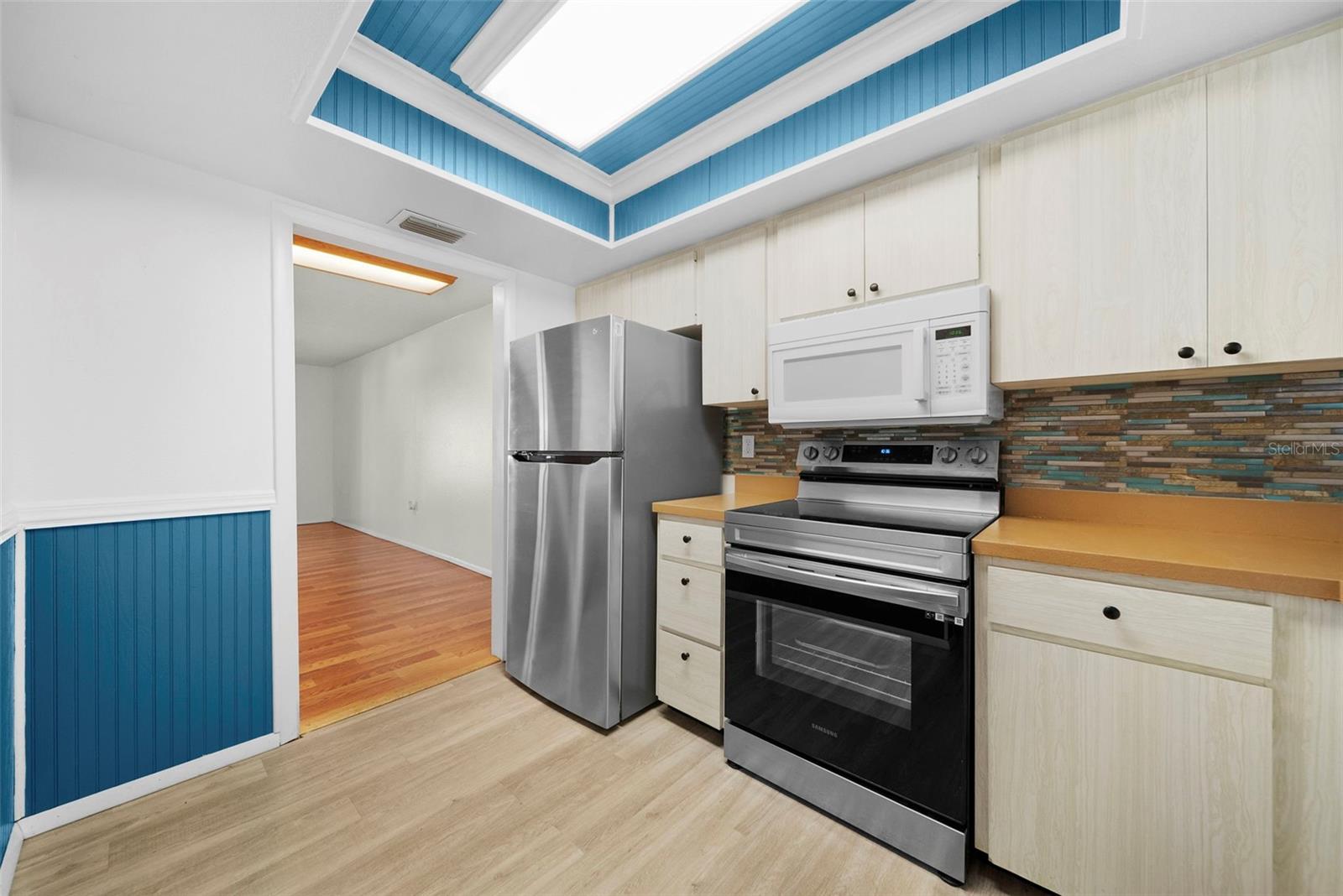 Image 7 of 35 For 4604 Park Acres Drive 96