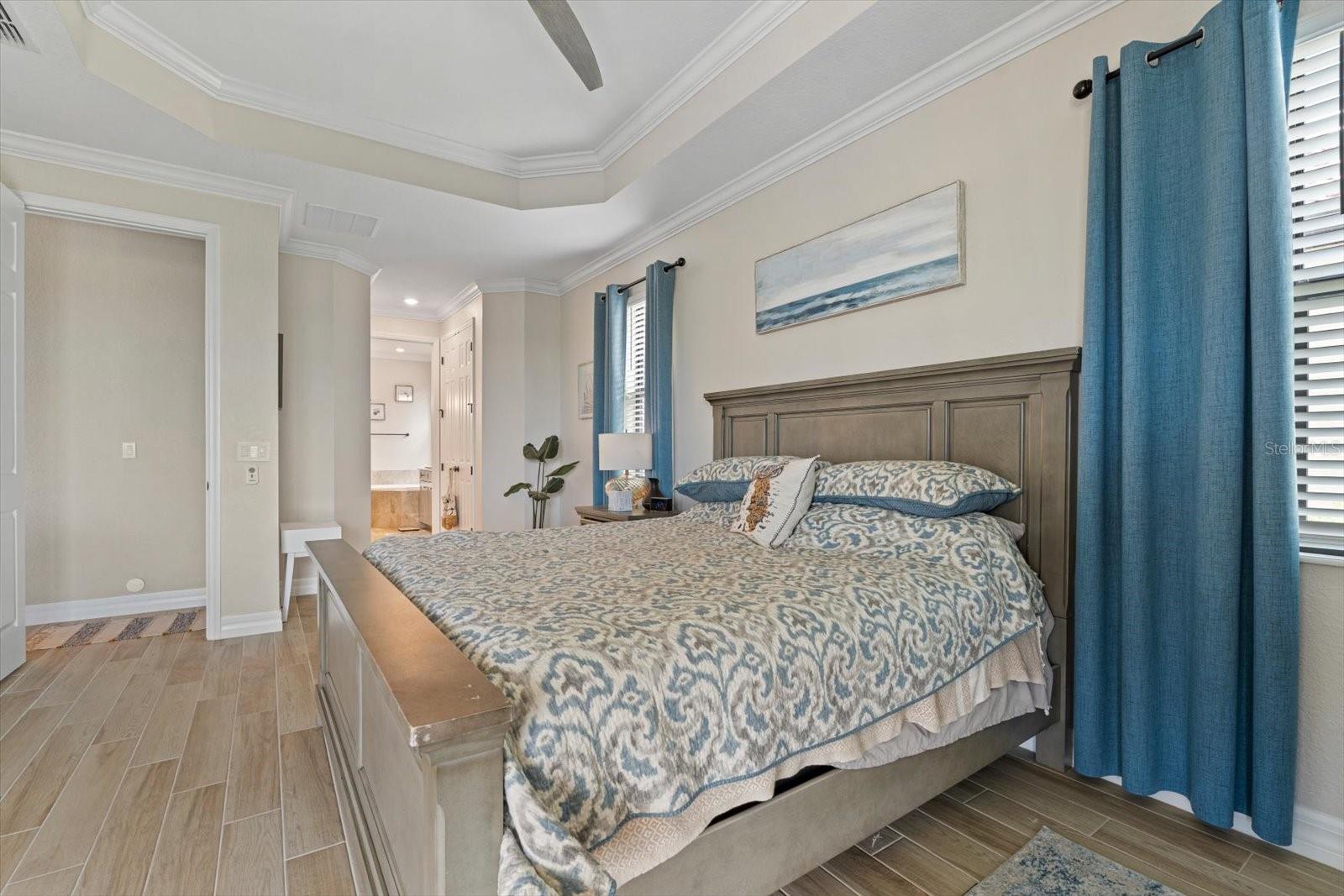 Image 15 of 38 For 5705 Cheech Glen