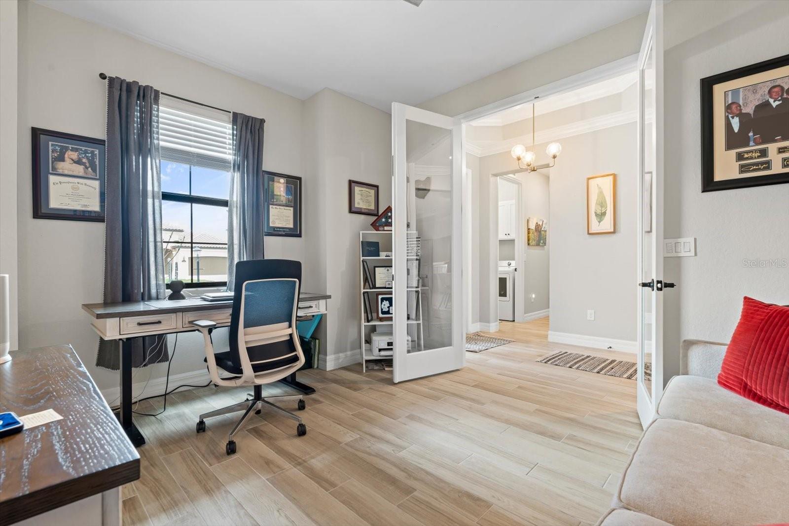 Image 22 of 38 For 5705 Cheech Glen