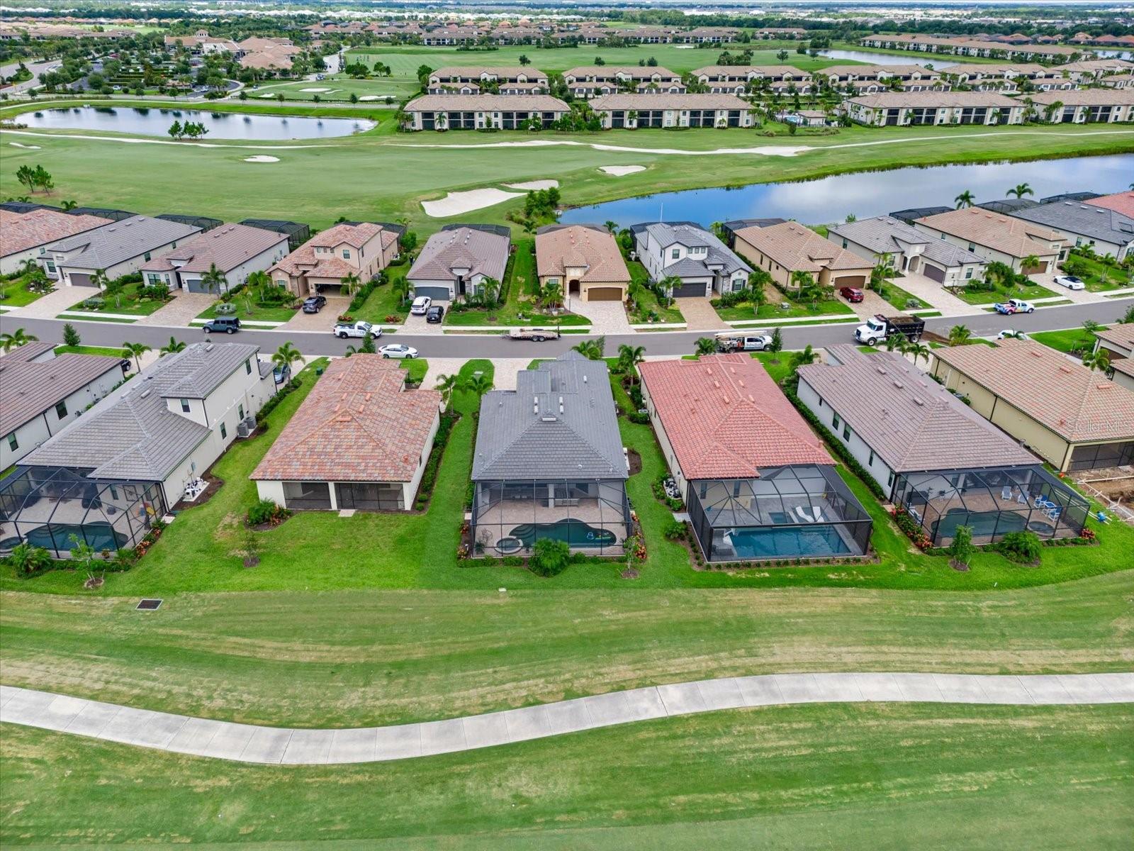 Image 37 of 38 For 5705 Cheech Glen