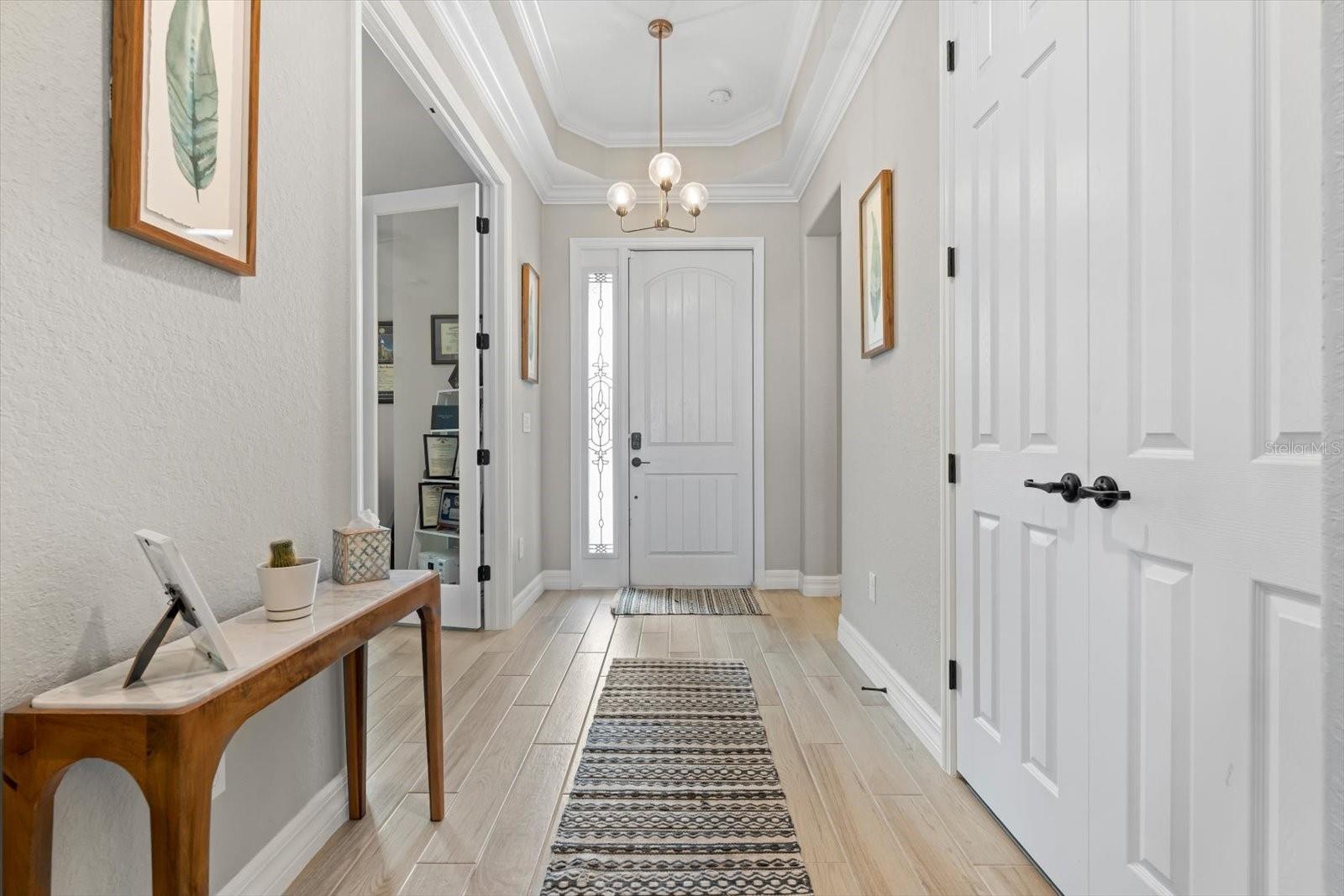 Image 5 of 38 For 5705 Cheech Glen